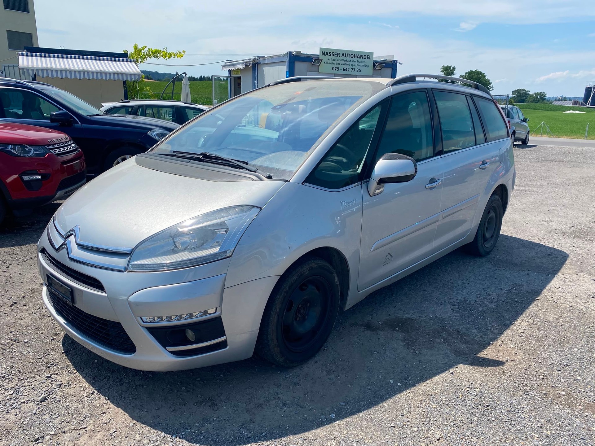 CITROEN Grand C4 Picasso 1.6i 16V Essentiel-image-1