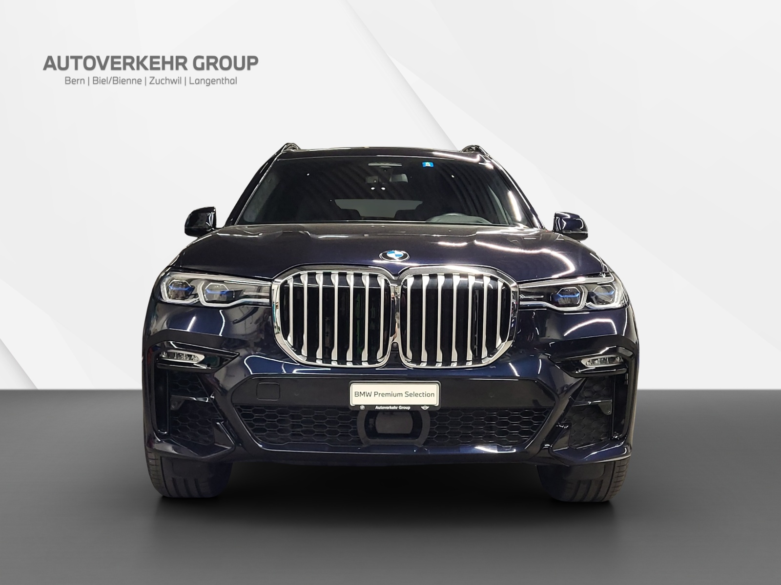 BMW X7 xDrive 48V 40d-showroom-element-1