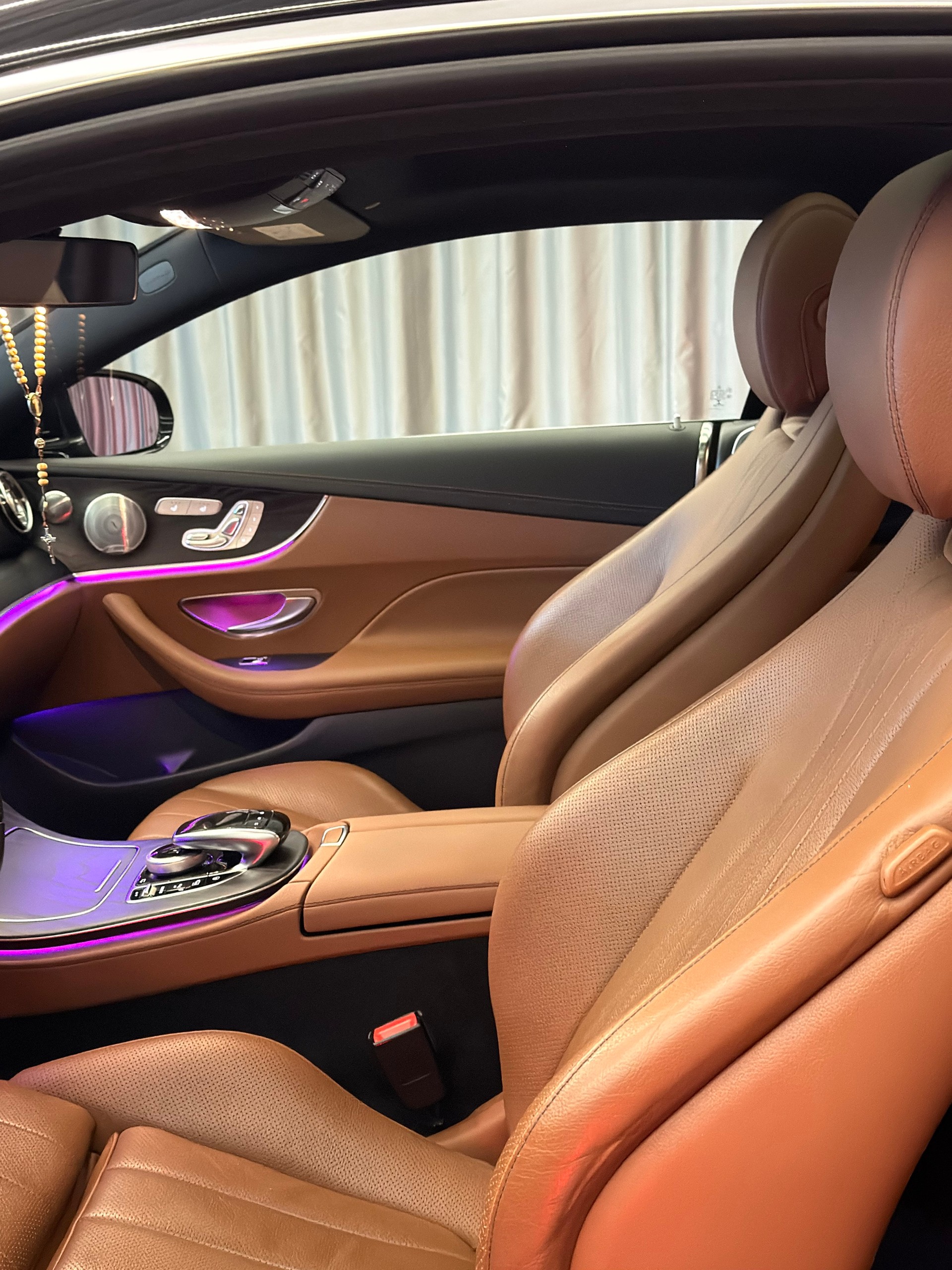 MERCEDES-BENZ E 400 AMG Line 4matic-image-1