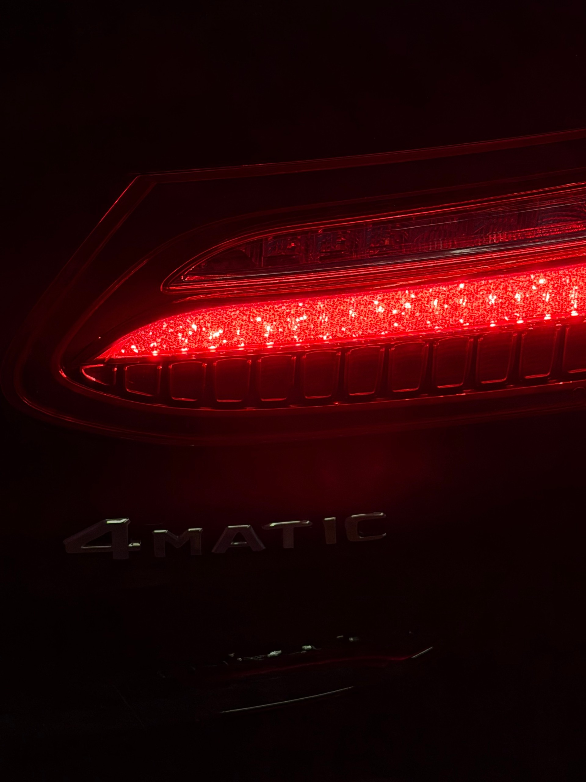 MERCEDES-BENZ E 400 AMG Line 4matic-image-8