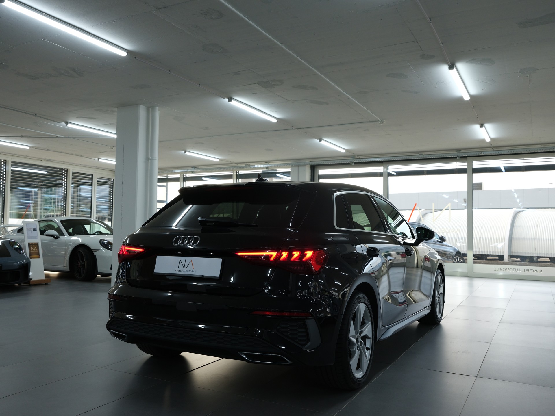 AUDI A3 Sportback 35 TFSI advanced Attraction S-tronic *CarPlay* *360 Kamera* *Werksgarantie*-showroom-element-2