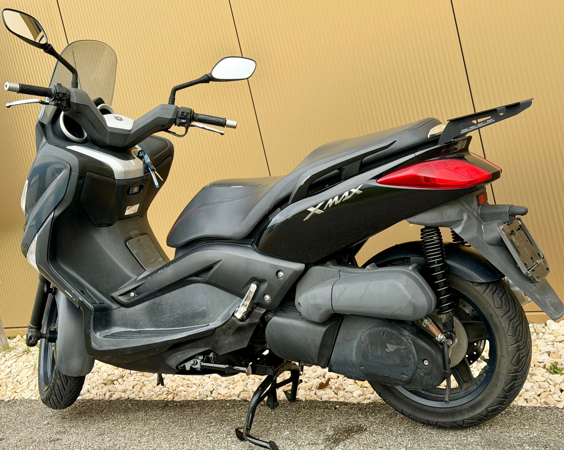 YAMAHA X-MaxYP 250 RA ABS-image-11