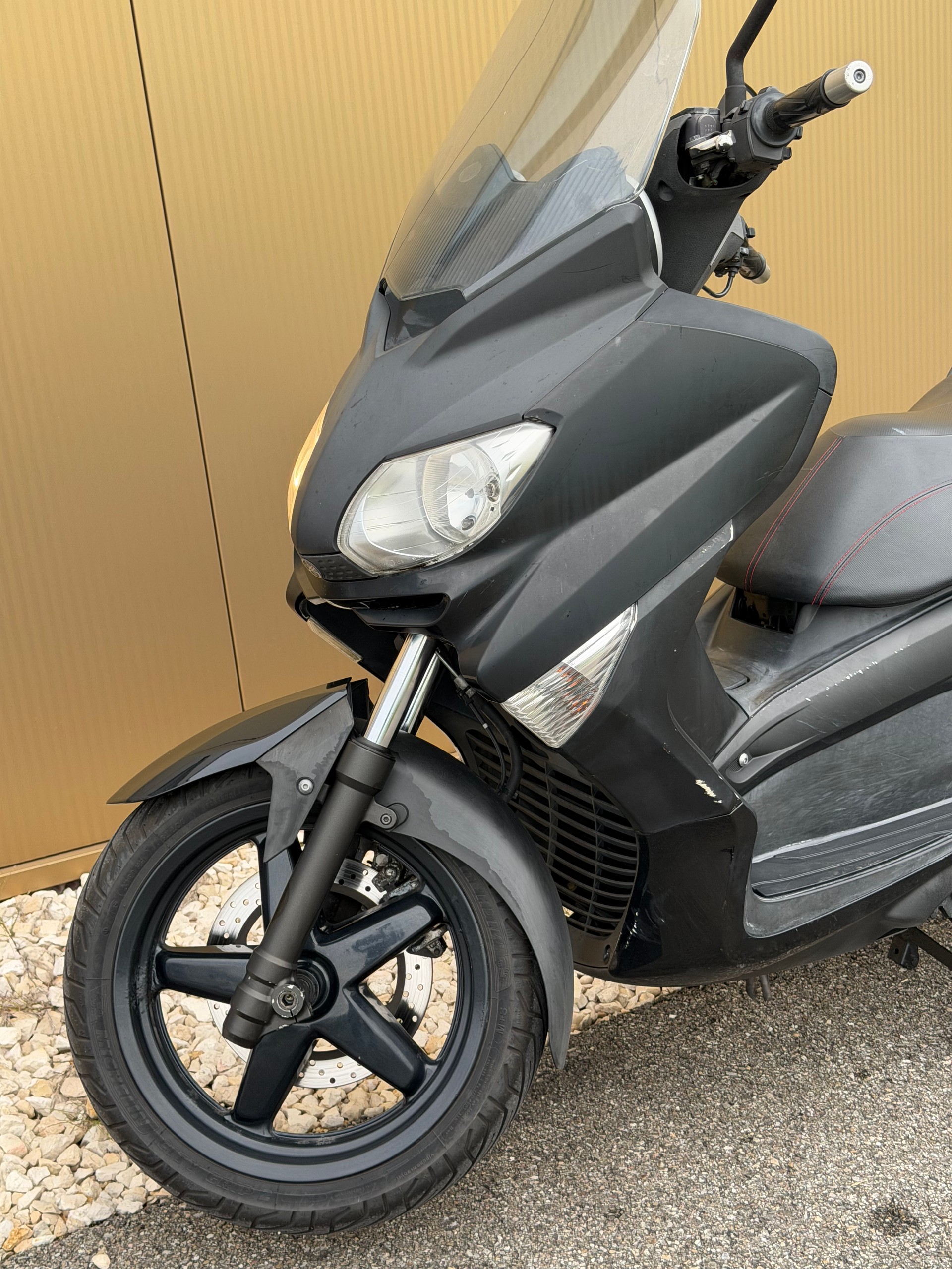 YAMAHA X-MaxYP 250 RA ABS-image-8