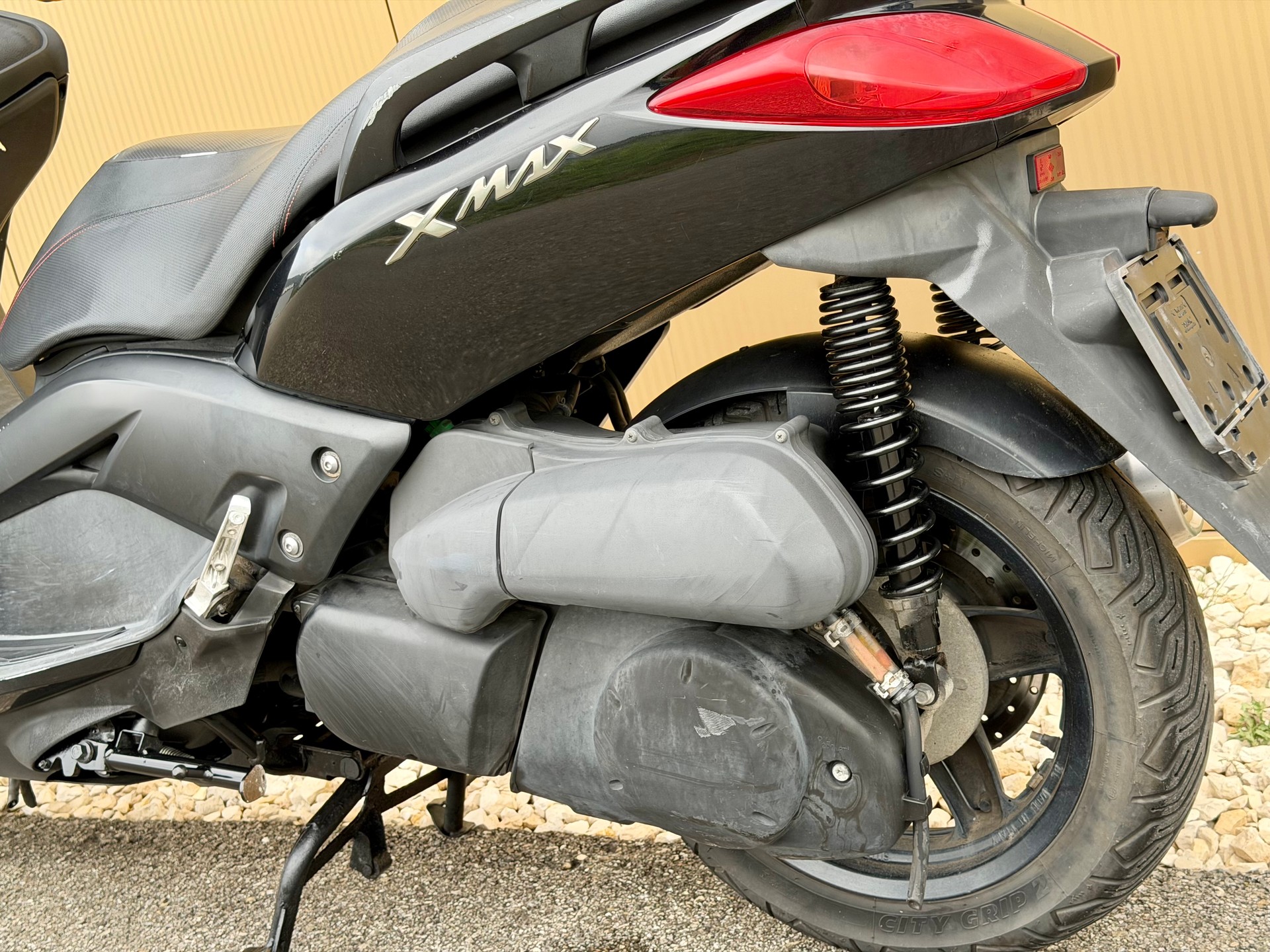 YAMAHA X-MaxYP 250 RA ABS-image-13