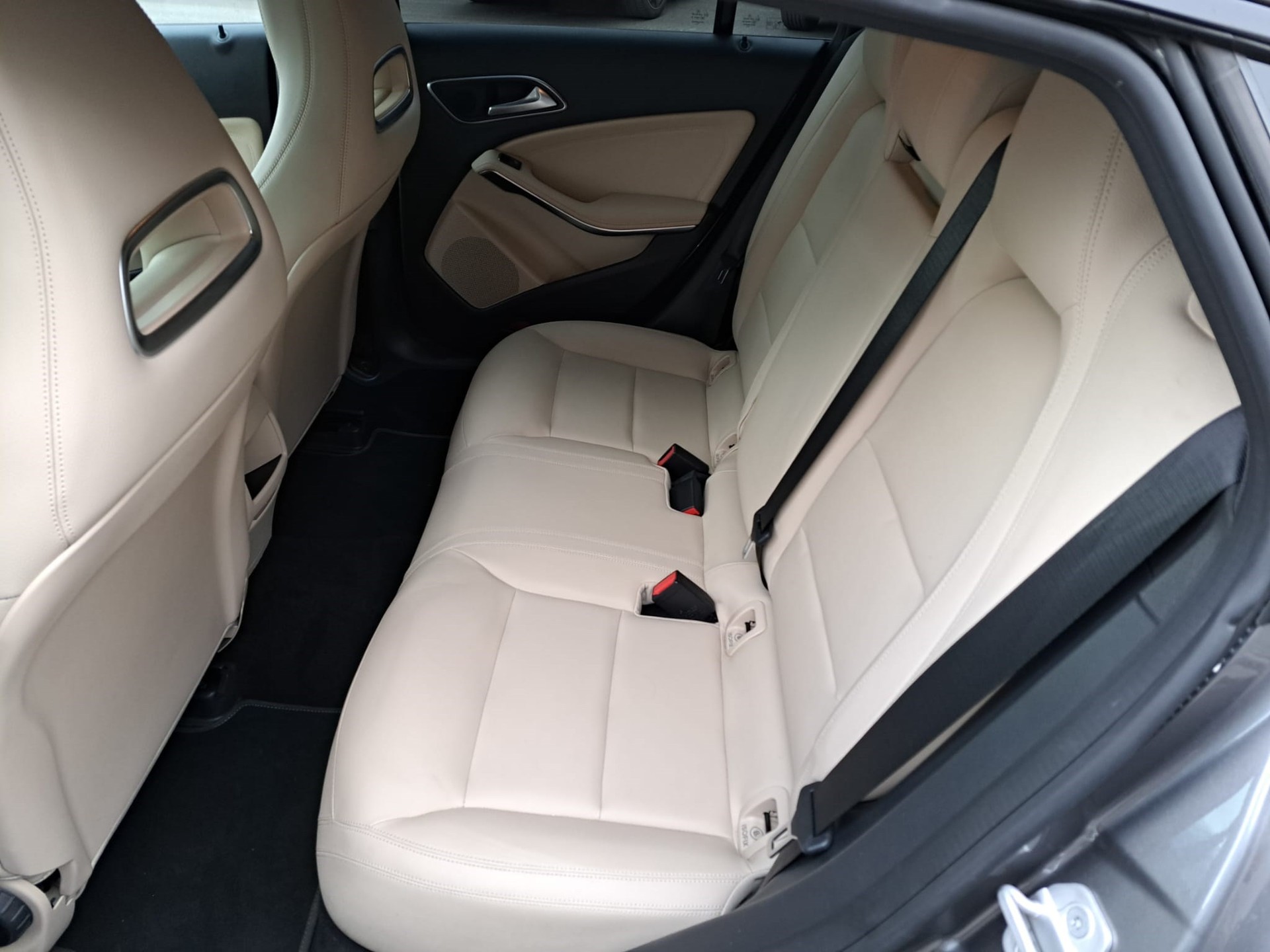 MERCEDES-BENZ CLA Shooting Brake 200 Night Star 7G-DCT-image-7