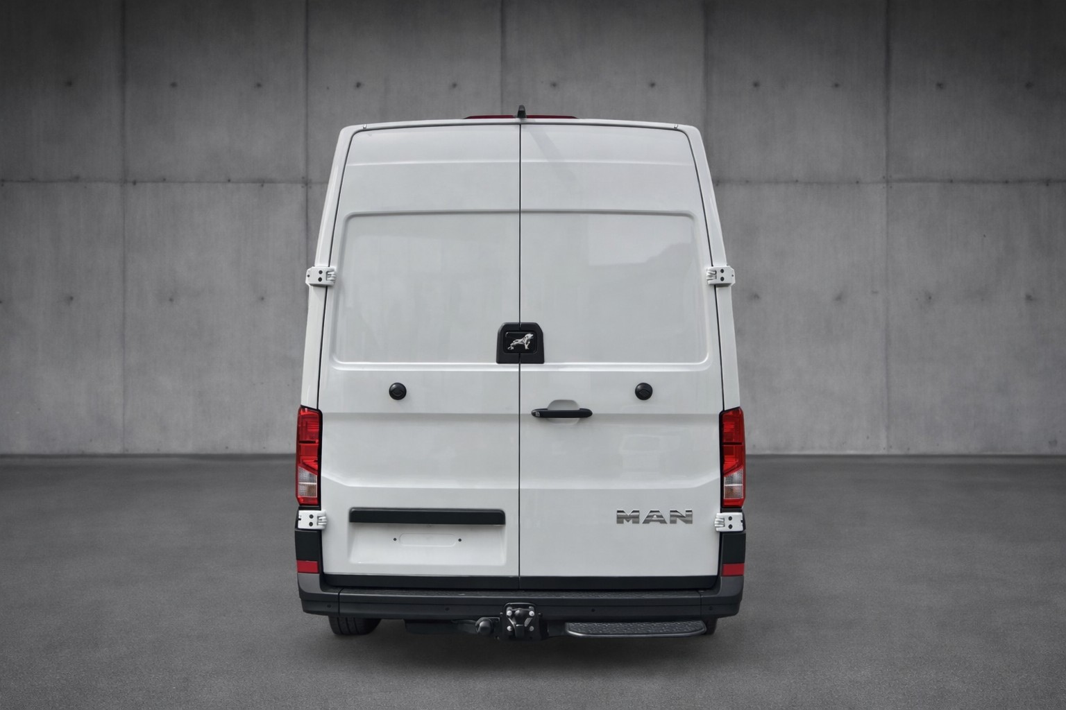 MAN TGE 3.180 Lang 4490mm Automat Front-image-5