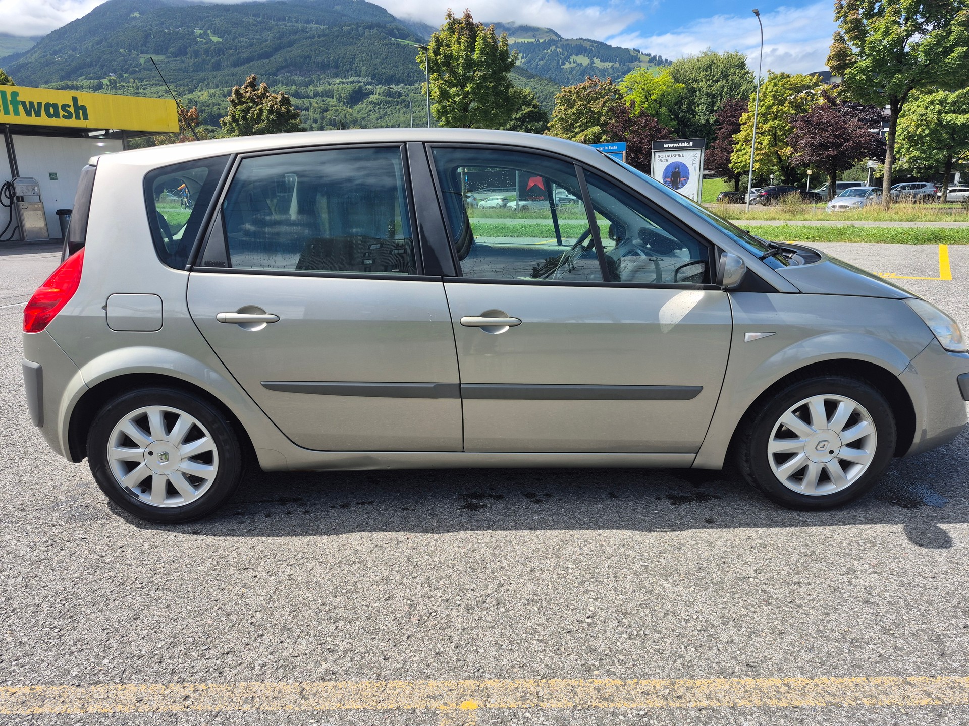 RENAULT Scénic 2.0 16V Expression-image-4