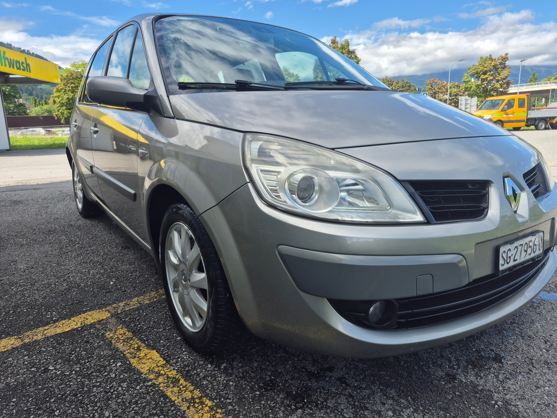 RENAULT Scénic 2.0 16V Expression-image-1