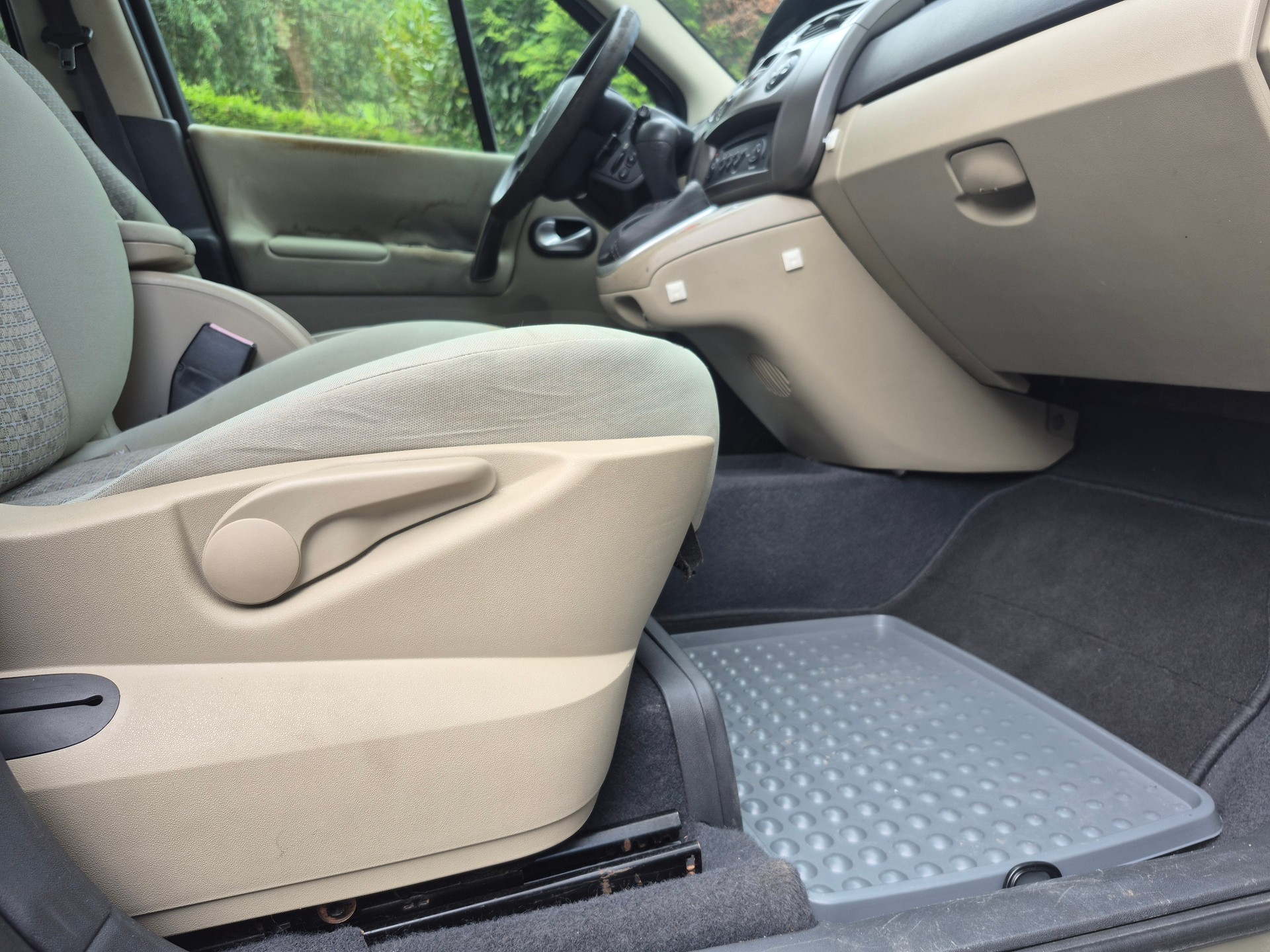 RENAULT Scénic 2.0 16V Expression-image-11