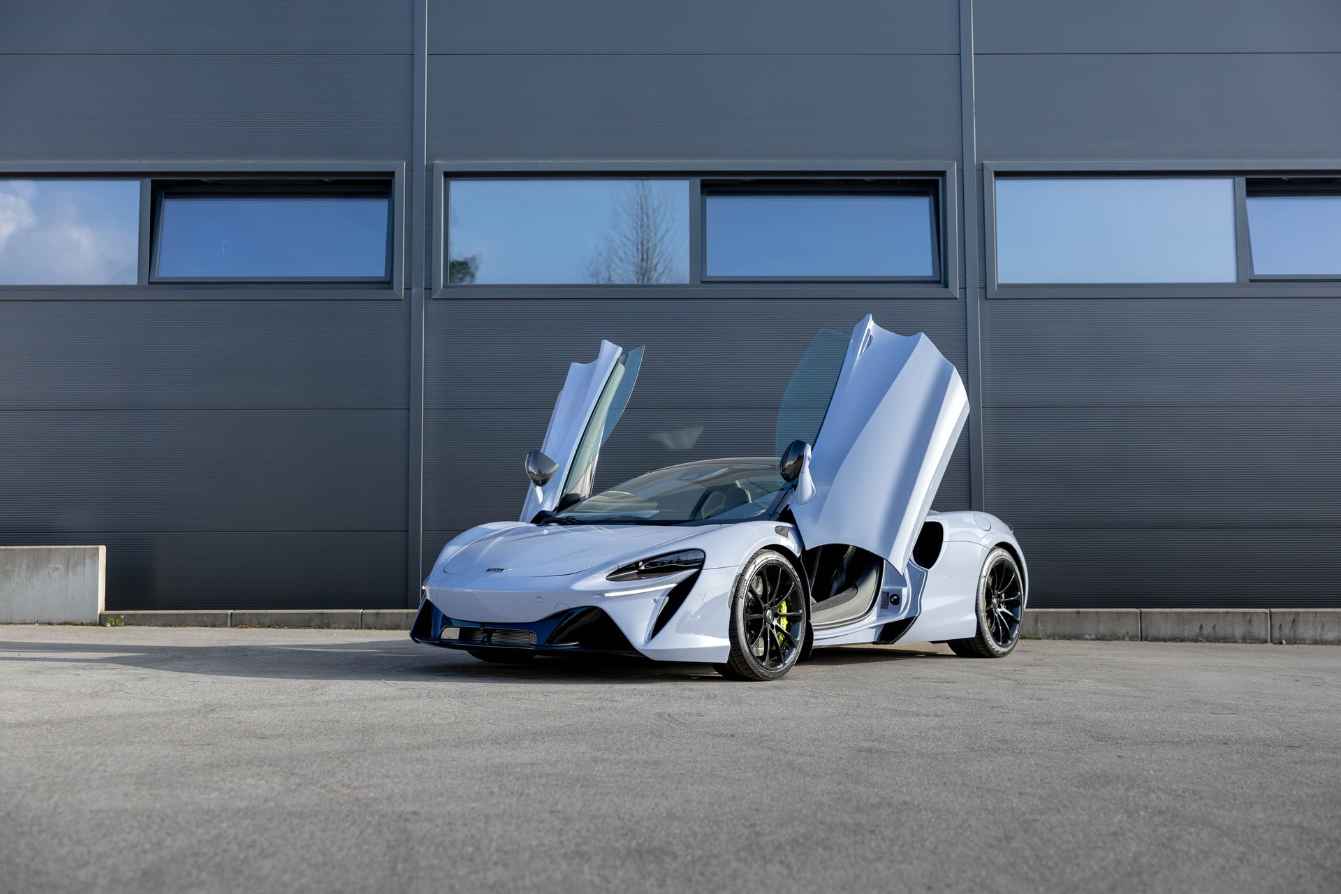 McLAREN Artura Spider