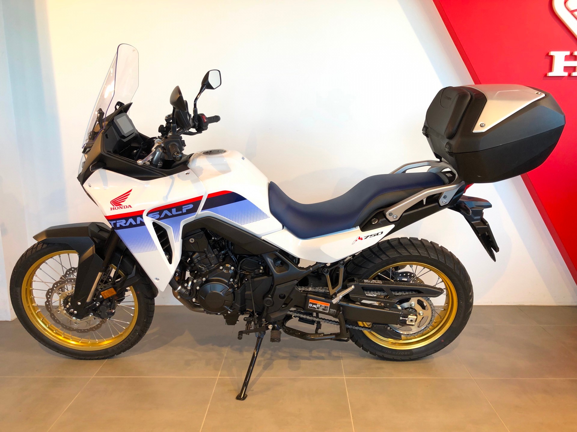 HONDA XL 750 Transalp-image-3