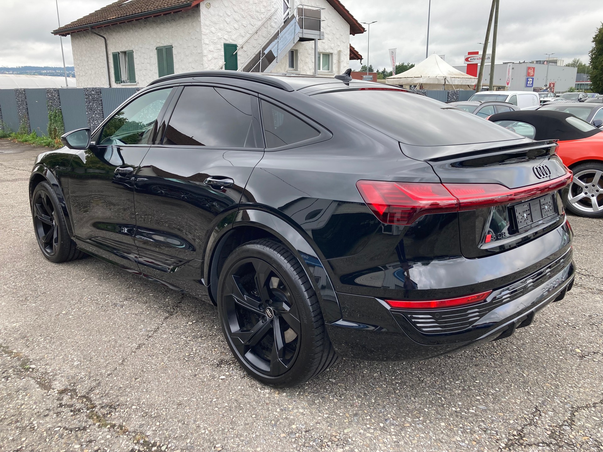 AUDI SQ8 Sportback e-tron quattro-showroom-element-3