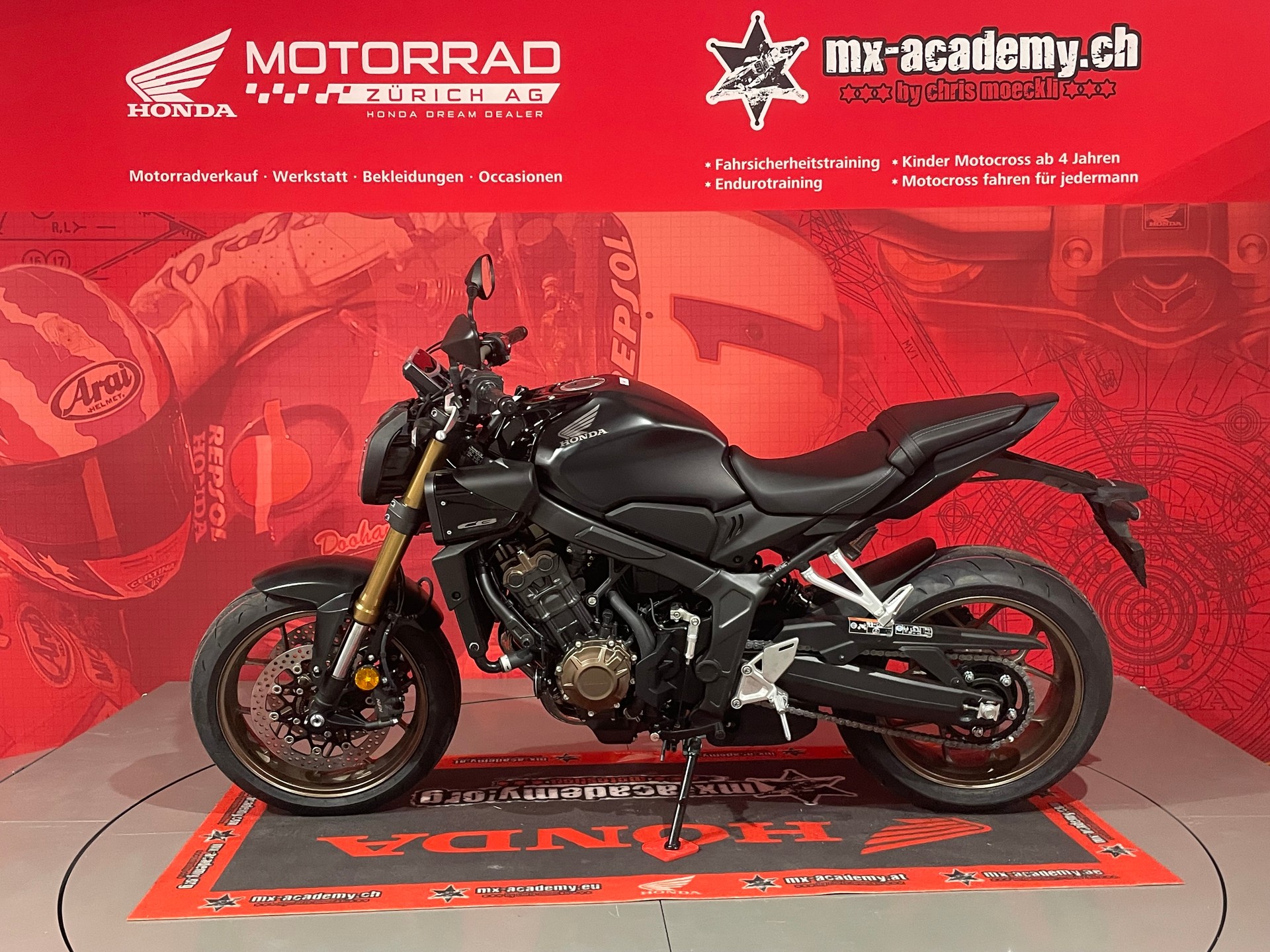 HONDA CB650R E-Clutch**Modell 2026**Neufahrzeug**Matte Gunpowder Black Metallic*-image-5