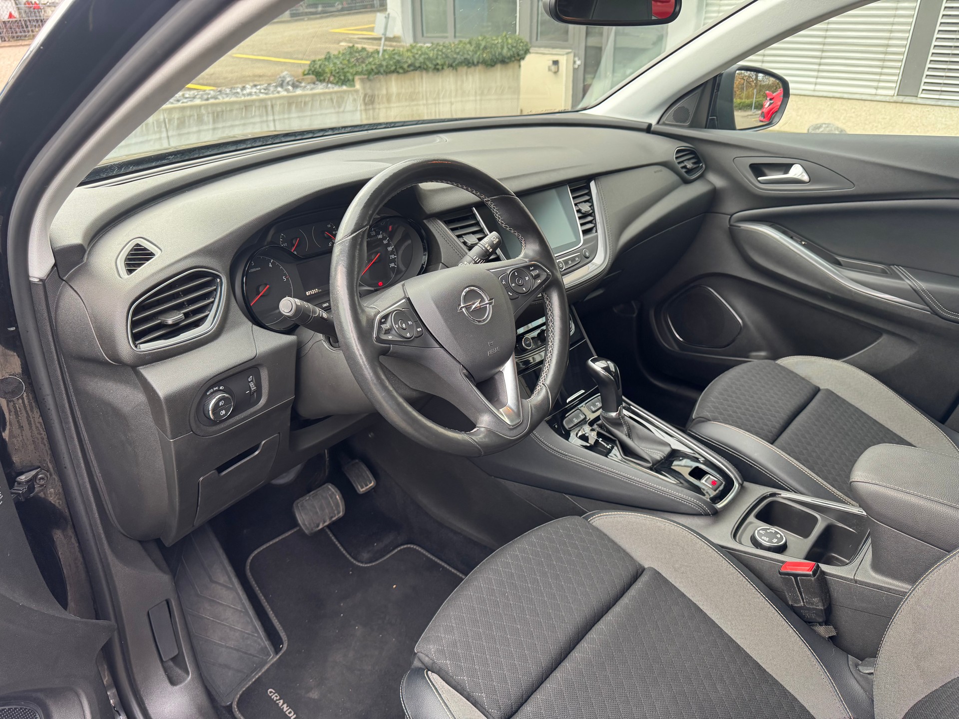 OPEL Grandland X 1.6CDTi Enjoy Automatik-image-7