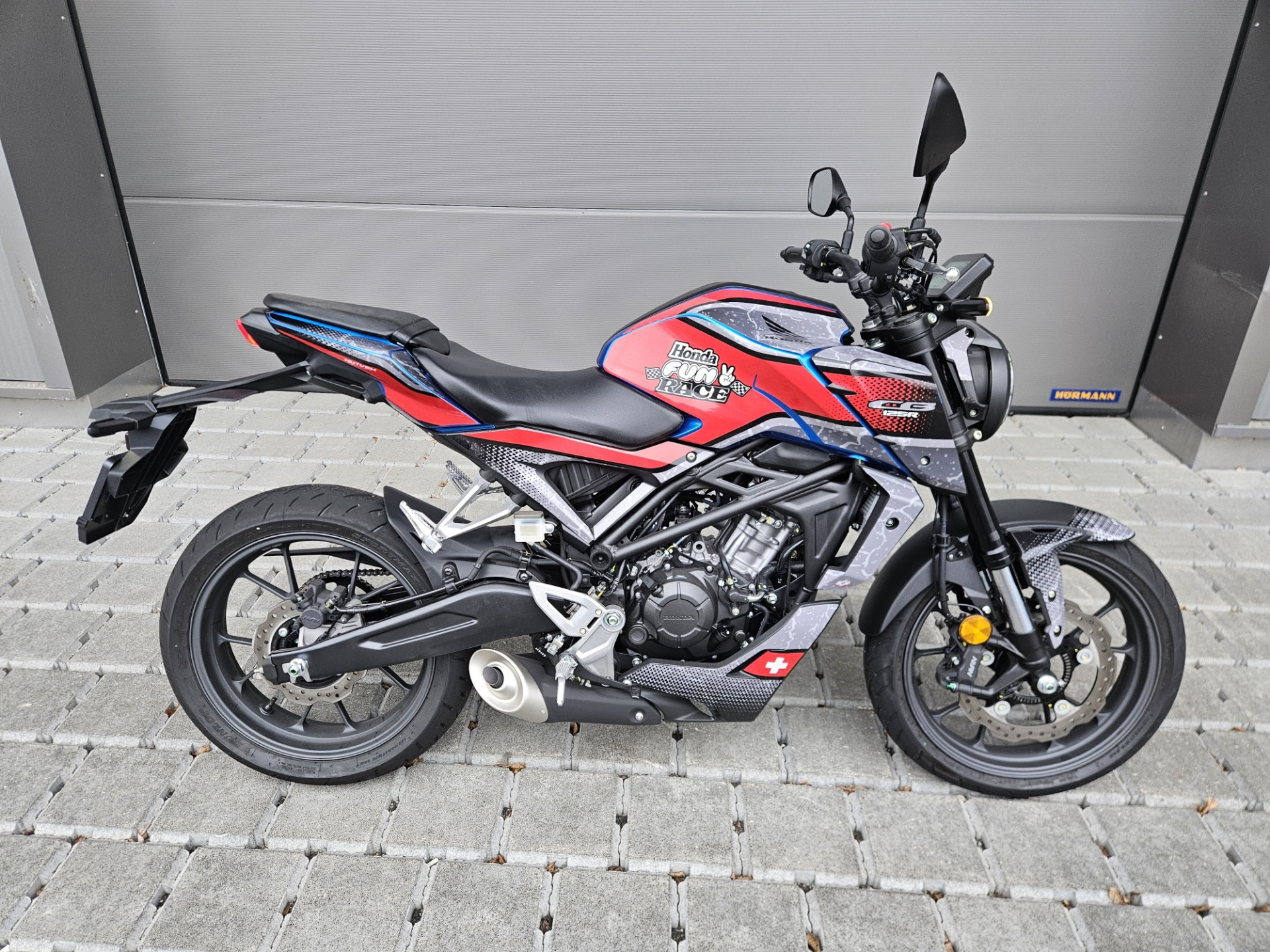 HONDA CB 125 R