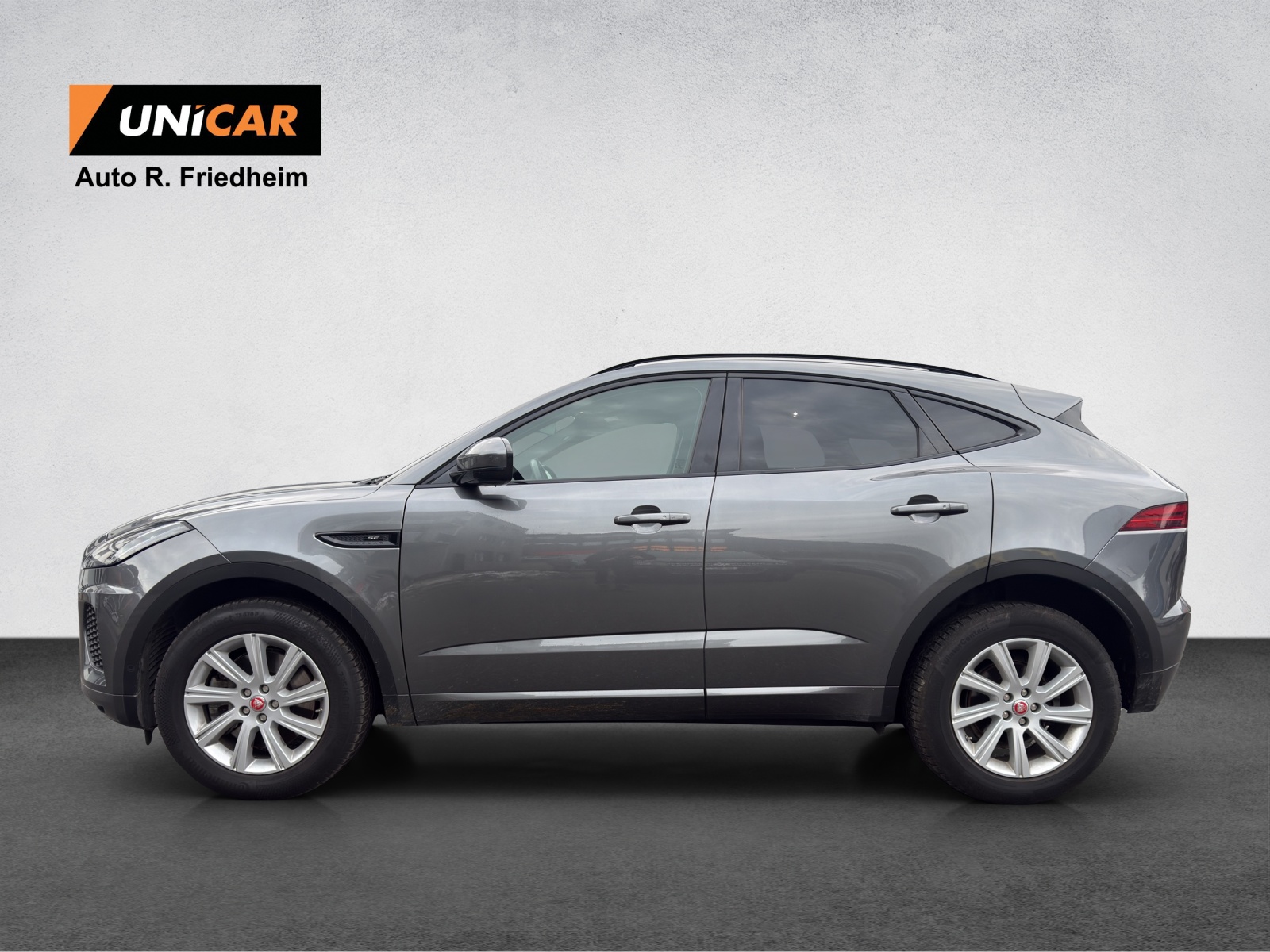 JAGUAR E-Pace 2.0 P250 R-Dynamic SE AWD-showroom-element-3
