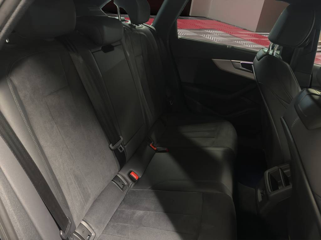 AUDI A4 Avant 45 TFSI S line S-tronic quattro-image-8