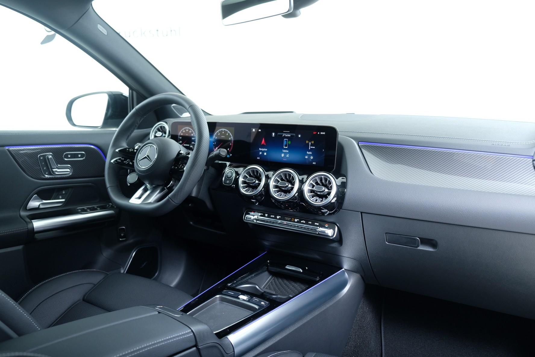 MERCEDES-BENZ GLA AMG 35 4Matic 8G-DCT-image-9