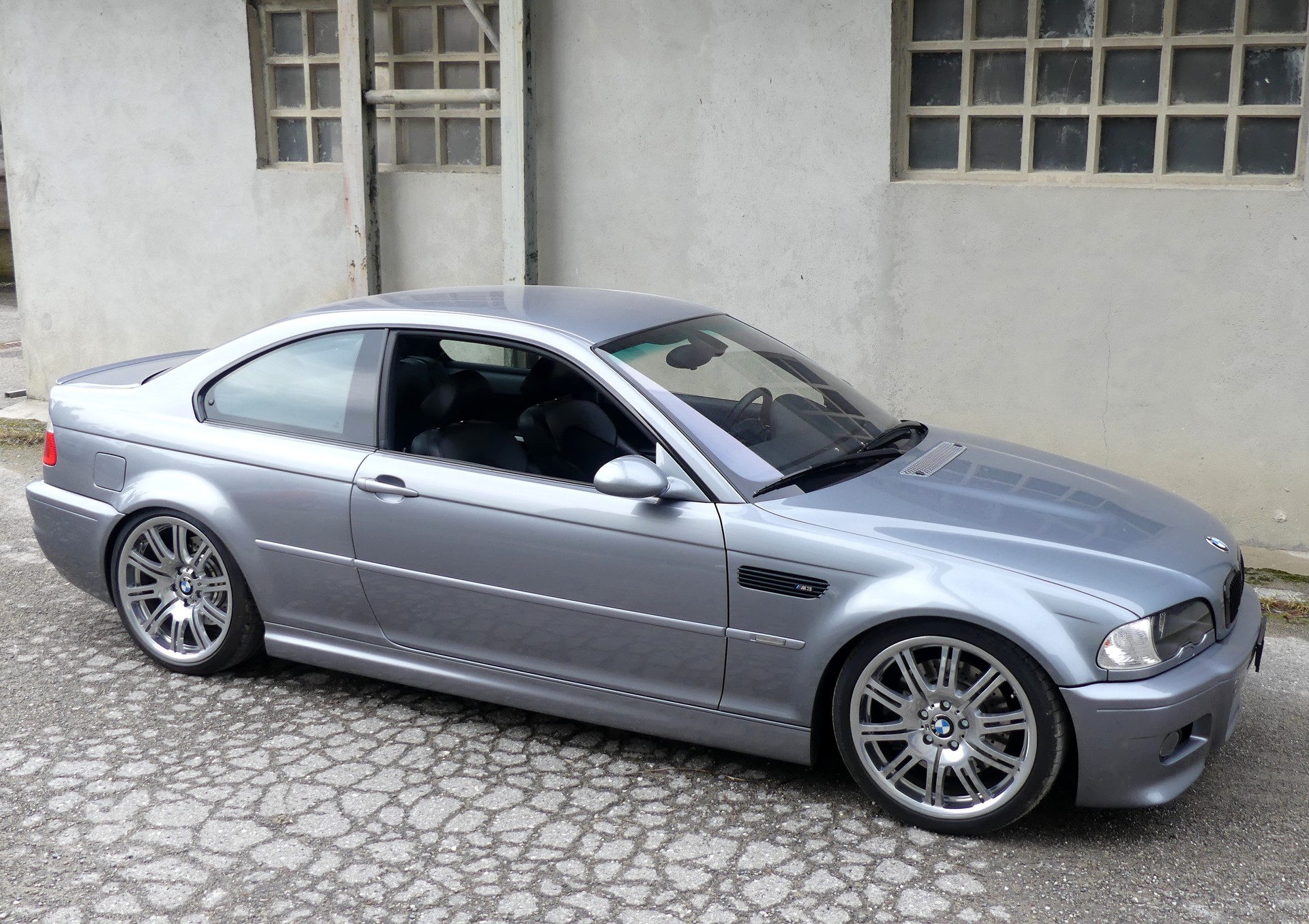 BMW M3-image-1