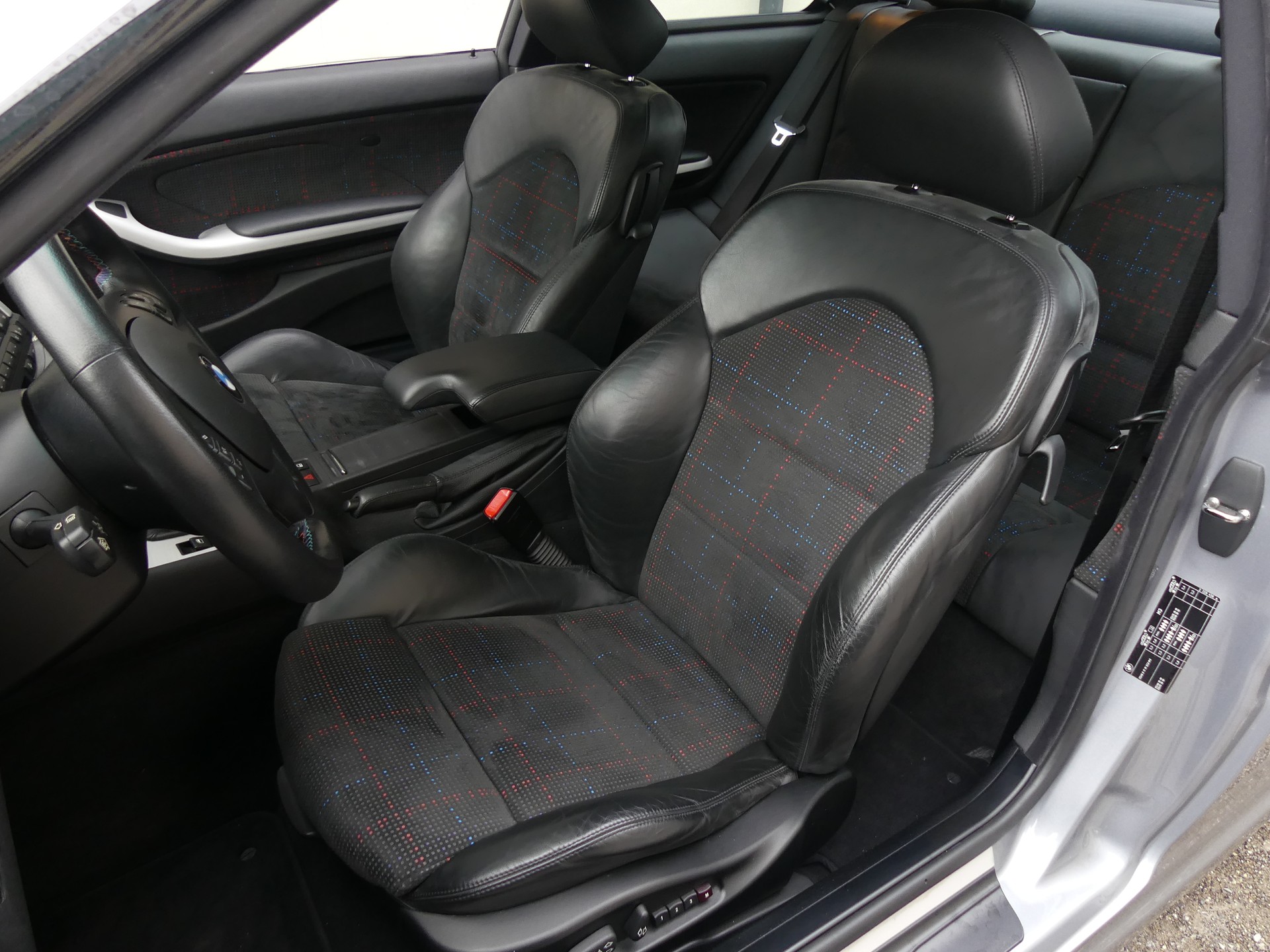 BMW M3-image-5