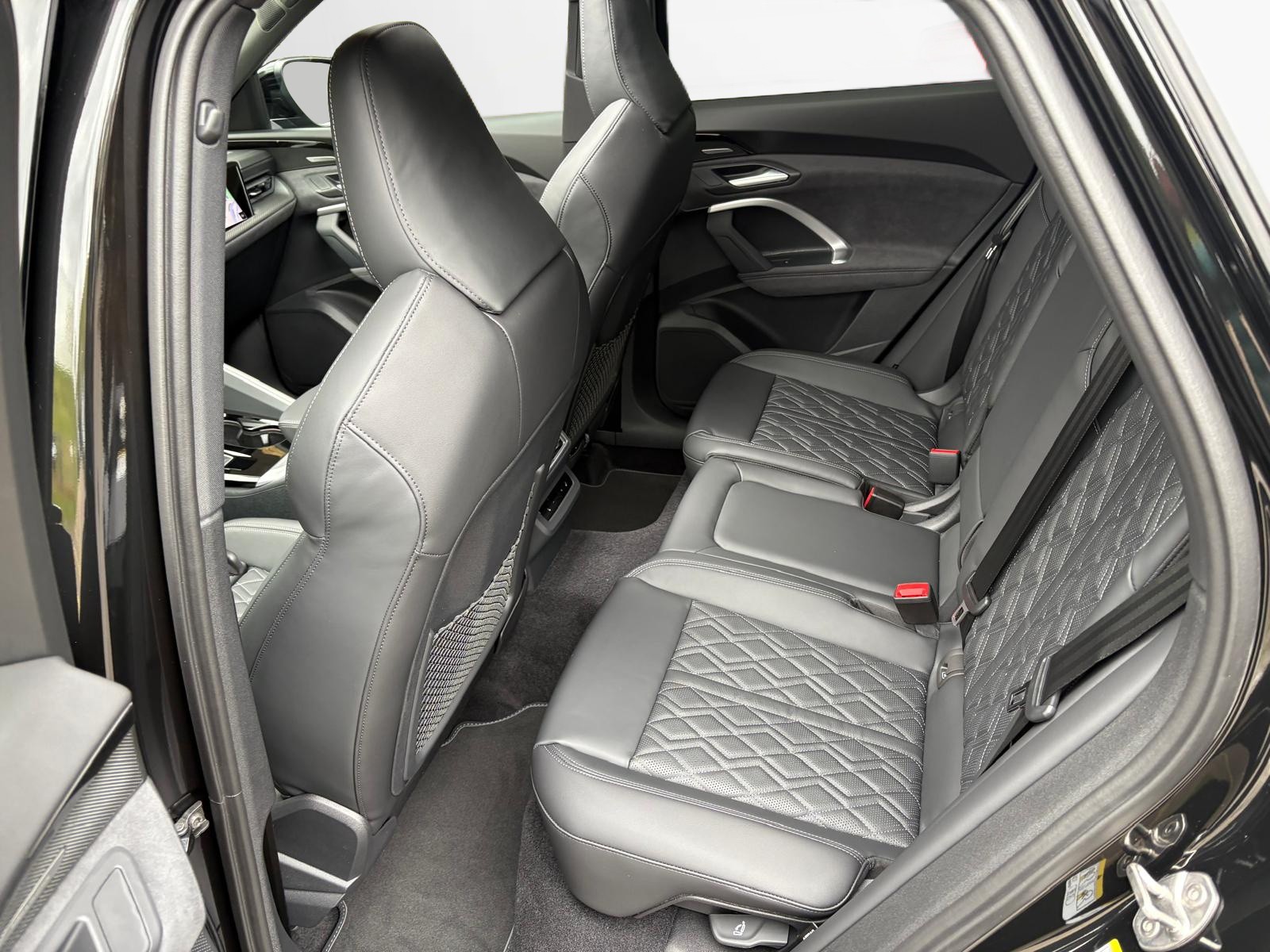 AUDI SQ5 TFSI quattro S-tronic-image-9