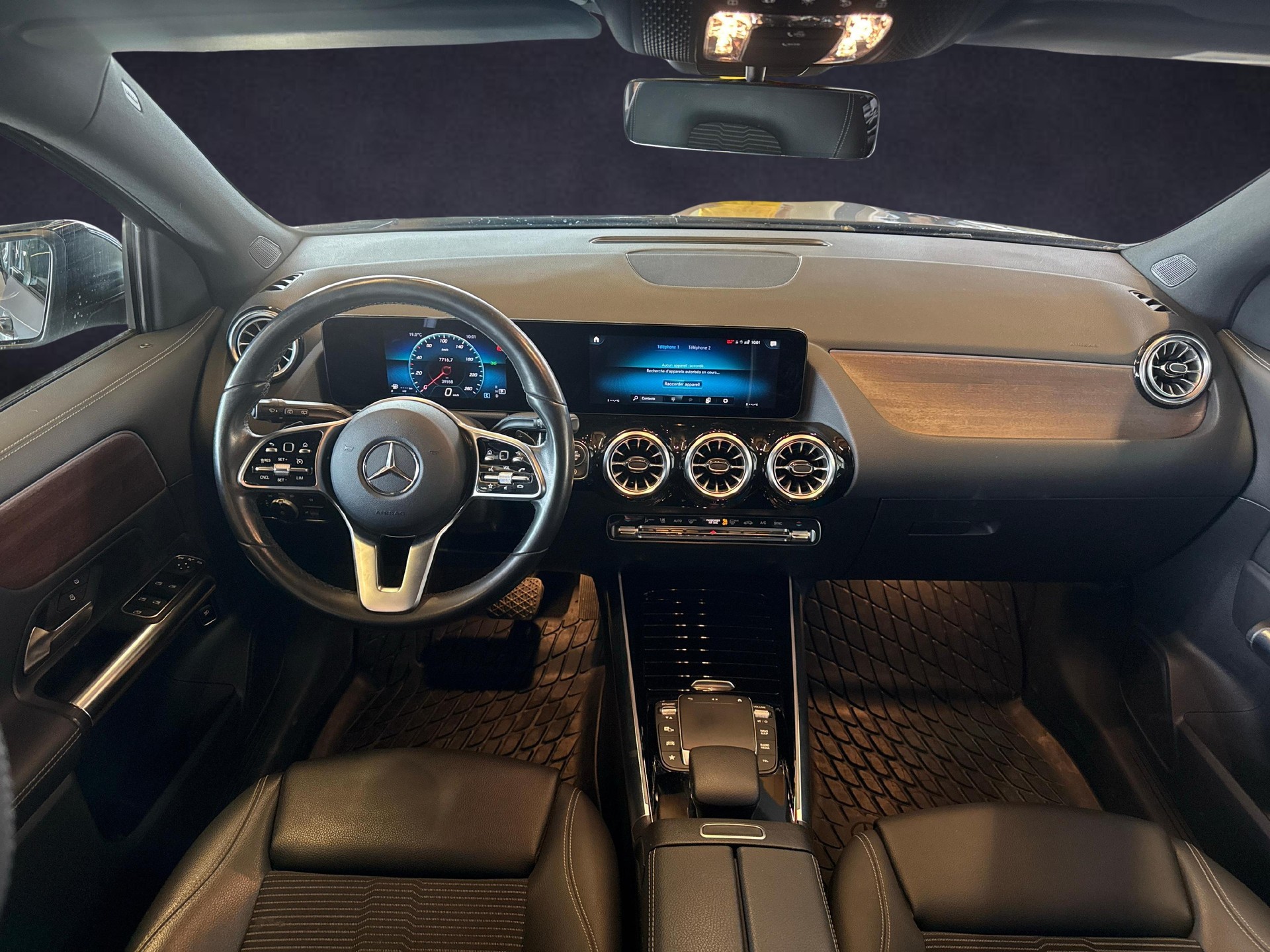 MERCEDES-BENZ GLA 200 Progressive 4matic-image-8