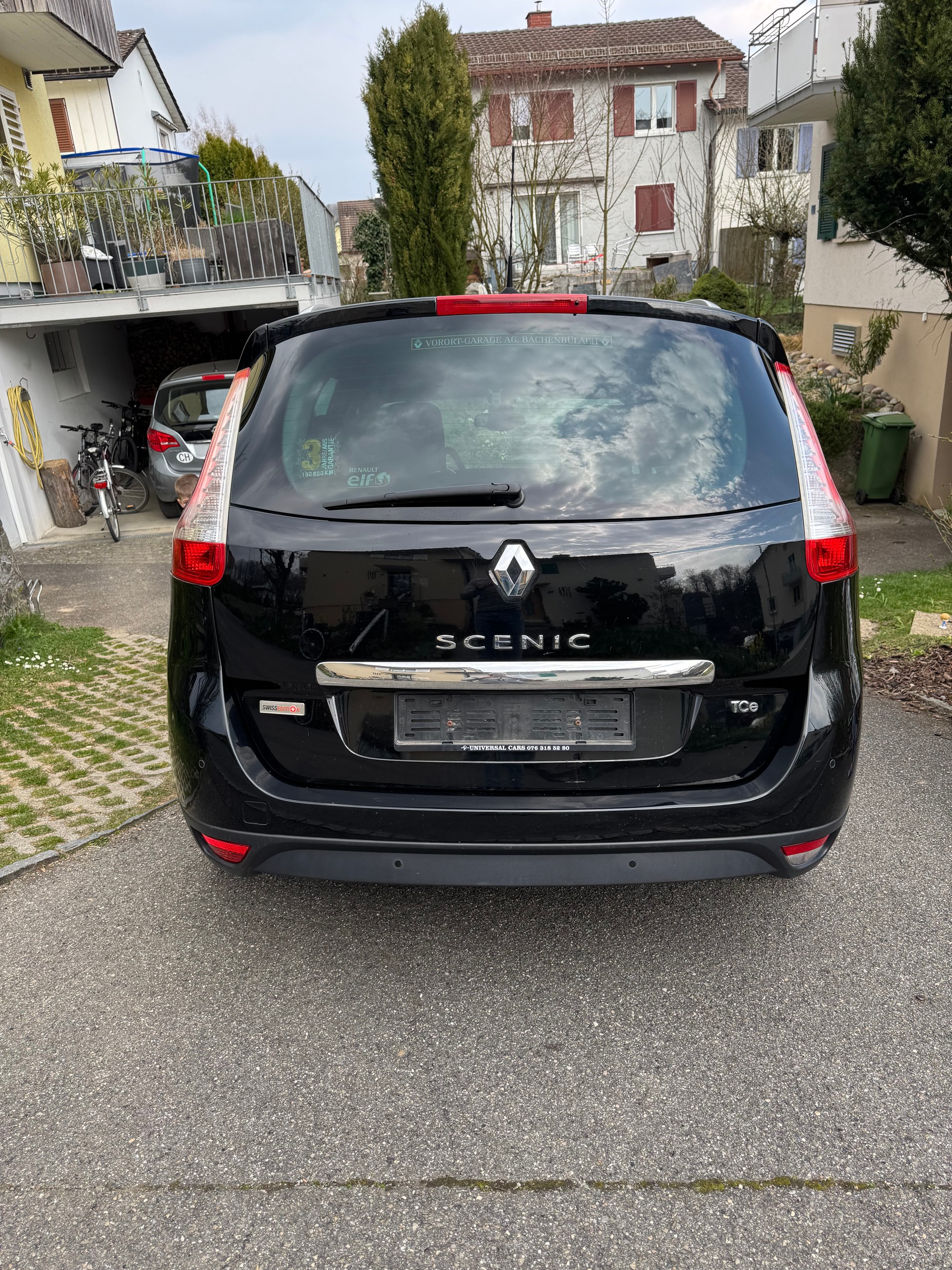 RENAULT Grand Scénic 1.2 16V Turbo Swiss Edition-image-2