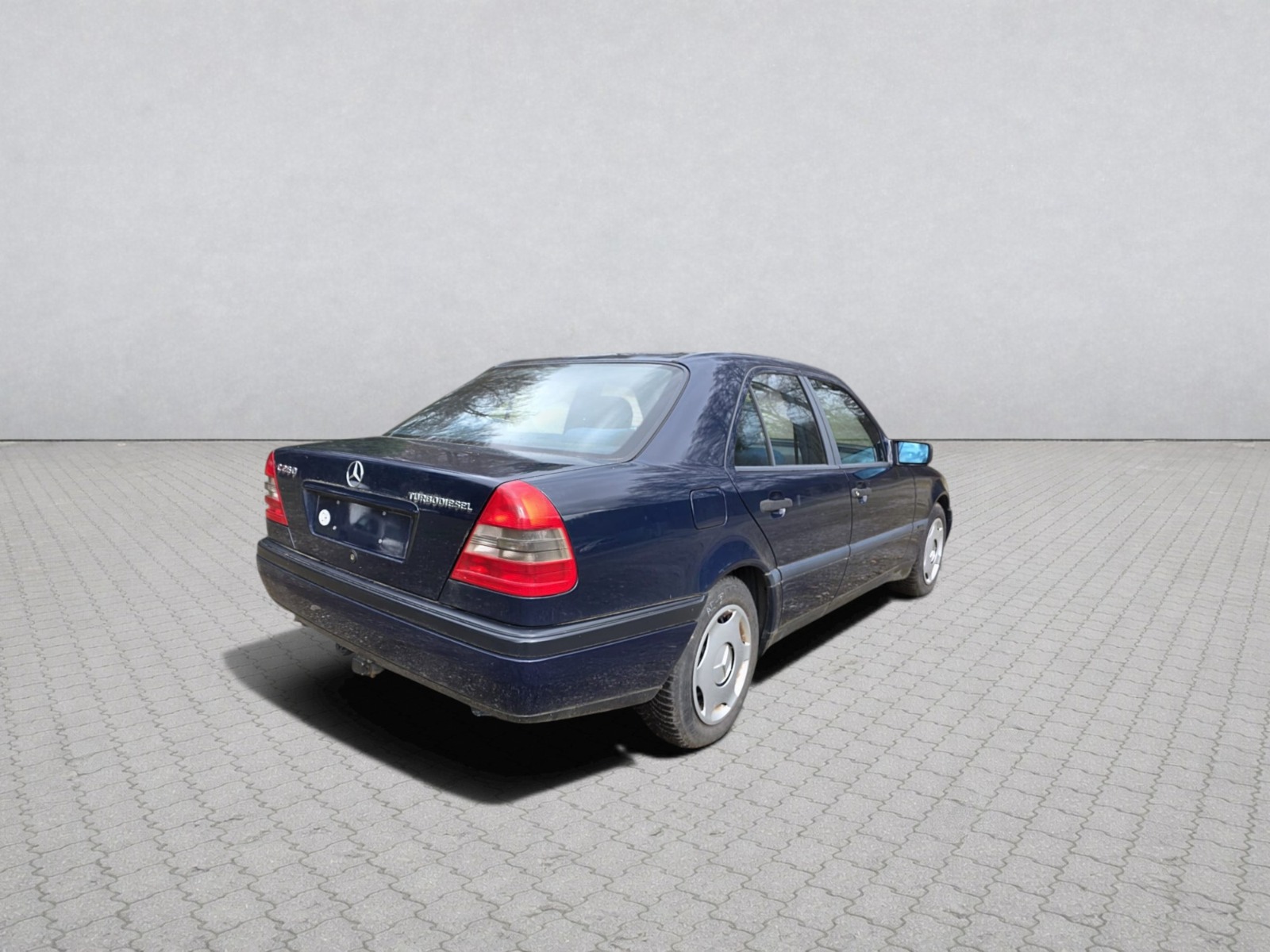 MERCEDES-BENZ C 250 TD Classic-image-6