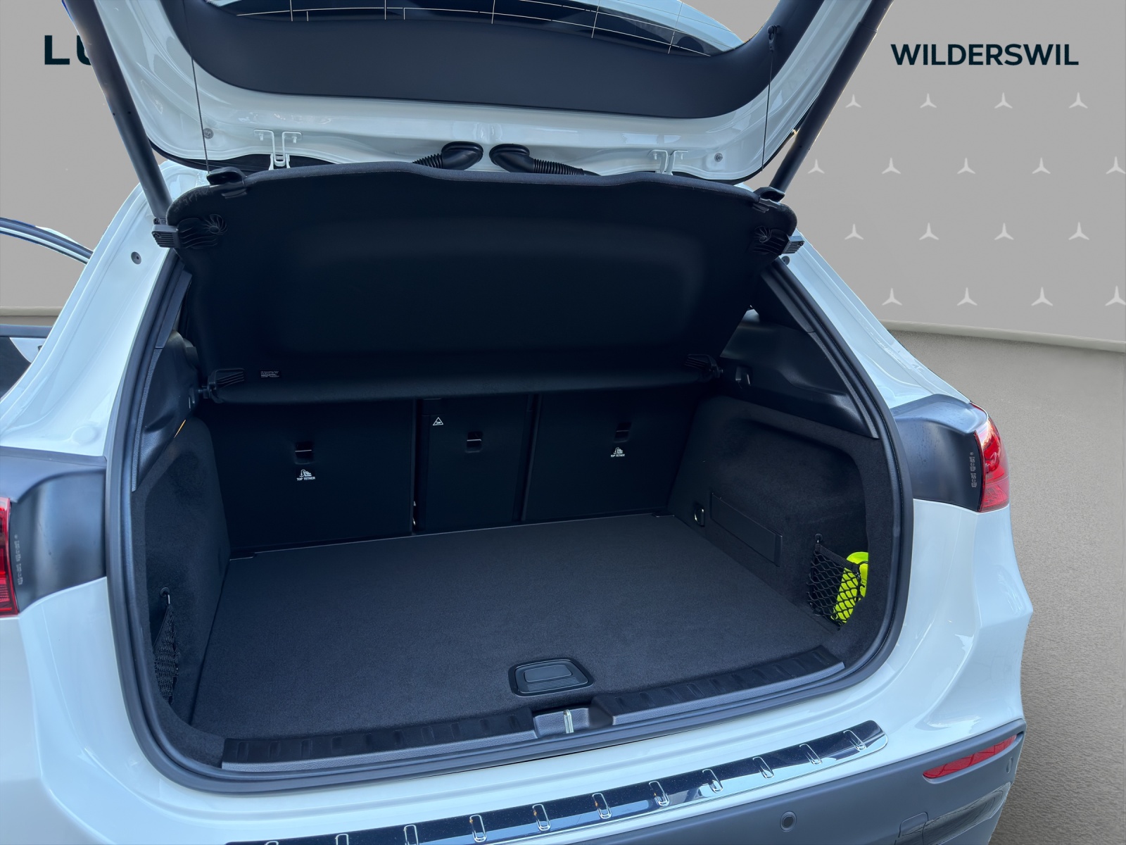 MERCEDES-BENZ GLA 250 4Matic 8G-DCT Swiss Star-image-12
