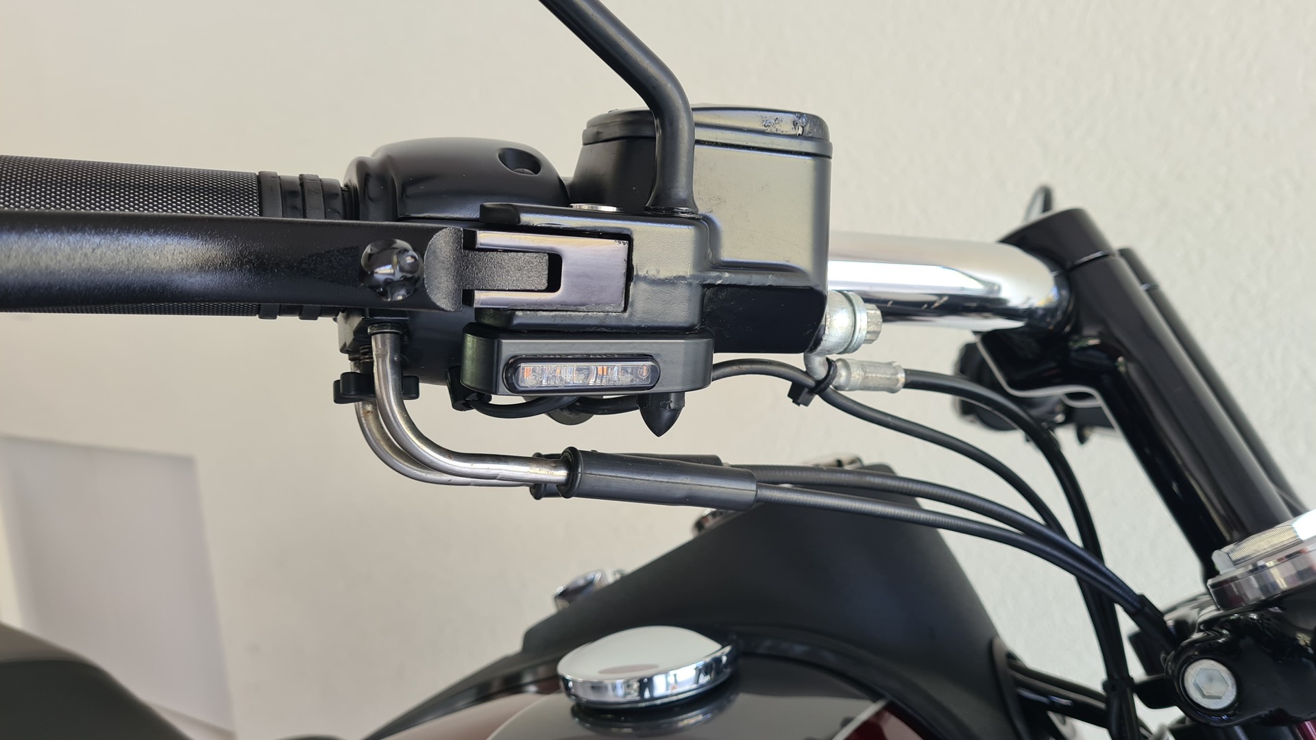 HARLEY-DAVIDSON FXDBB Dyna Street Bob Special 103 ABS-image-9