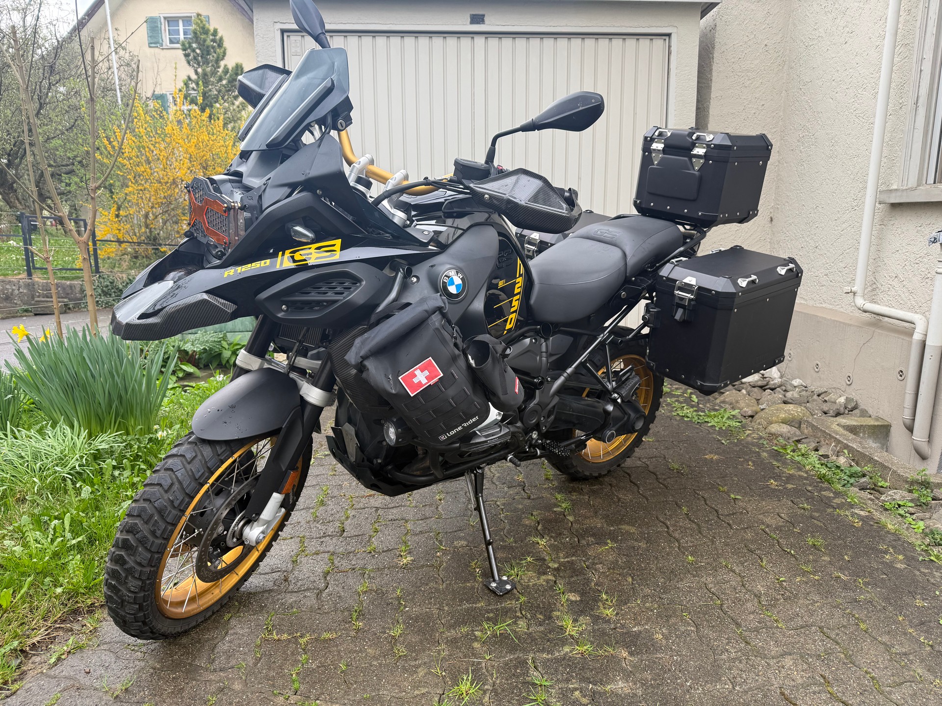 BMW R 1250 GS Adventure | Option 719 | 40 Years Anniversary Edition | Garantie bis 02/27-image-1