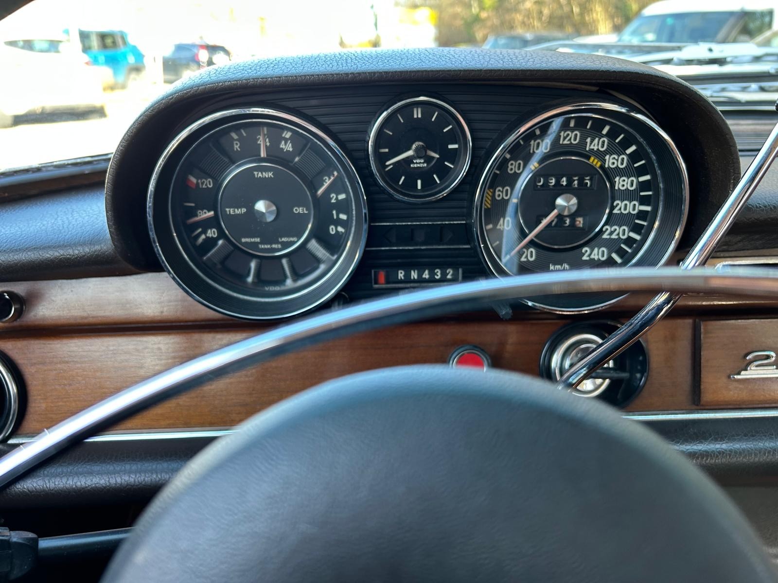 MERCEDES-BENZ SE 280-image-5