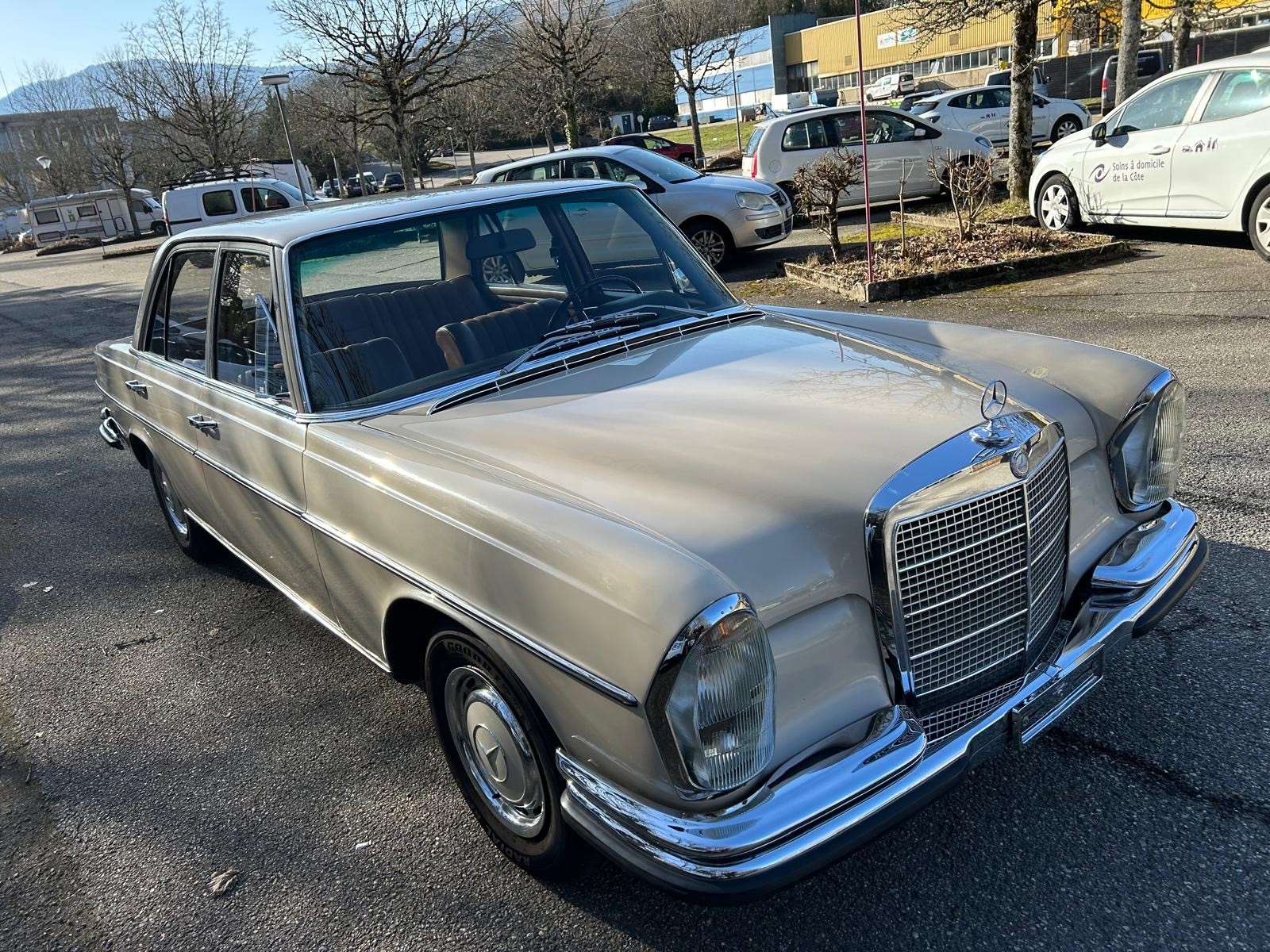 MERCEDES-BENZ SE 280-image-2