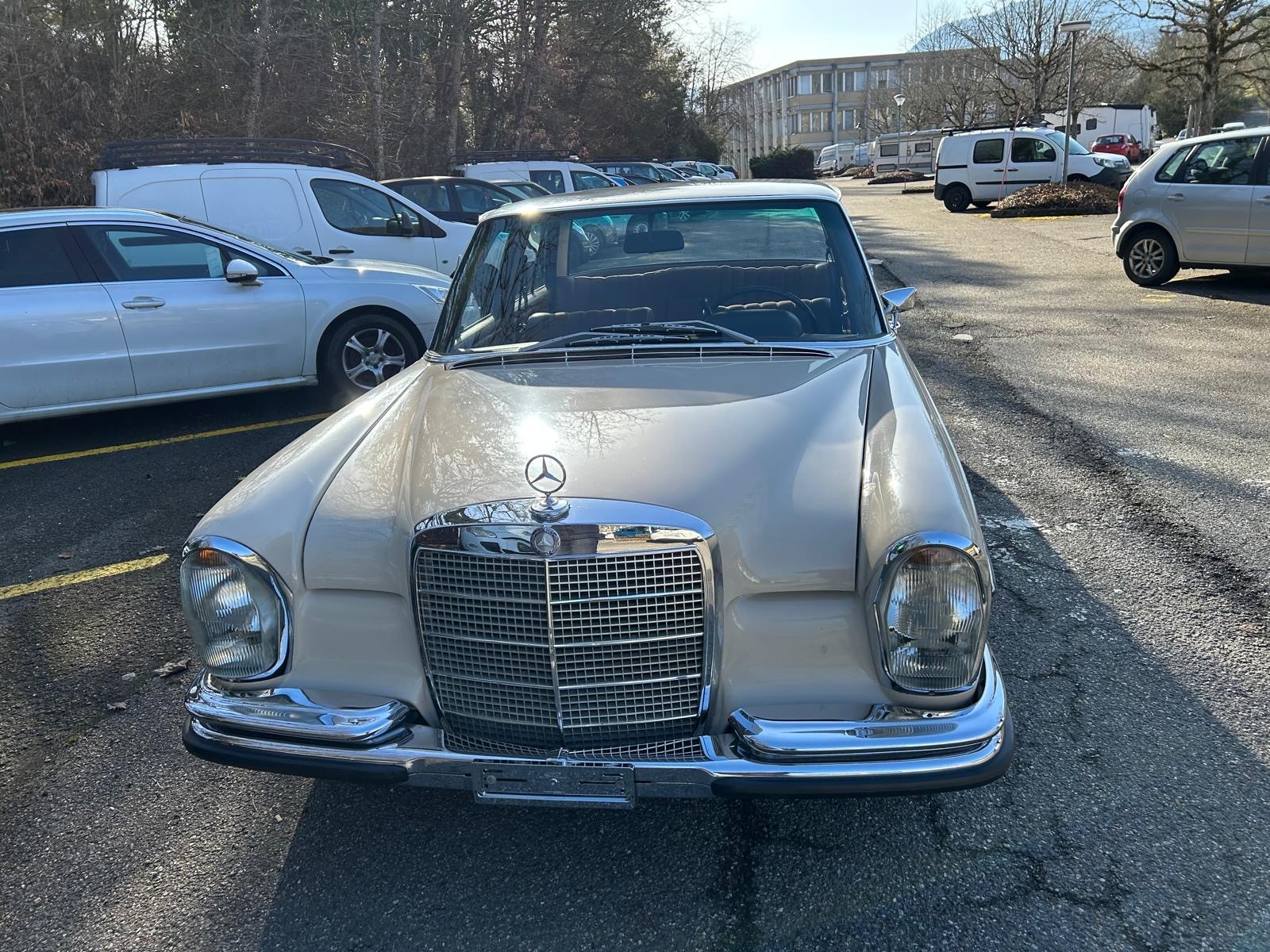 MERCEDES-BENZ SE 280
