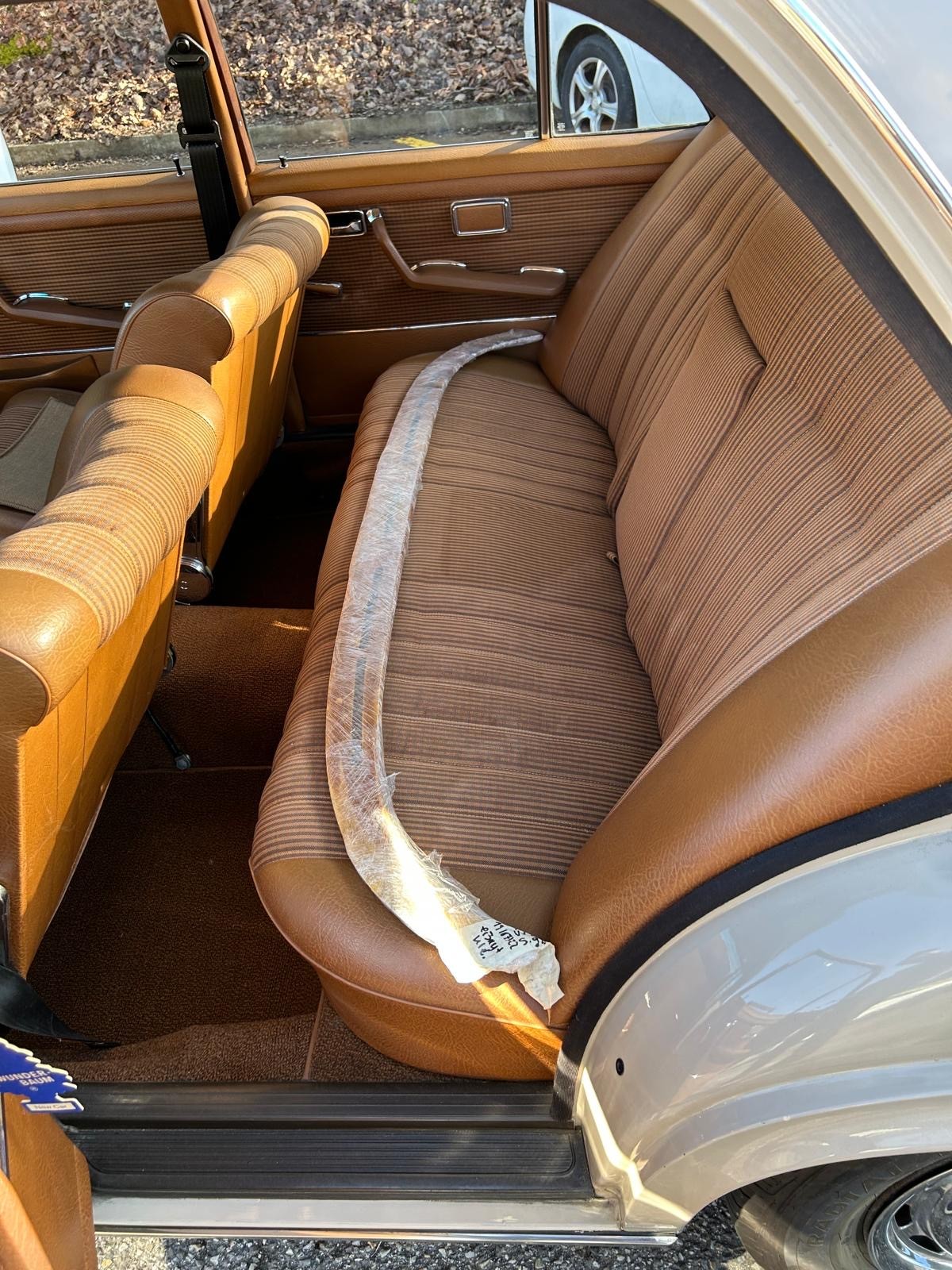 MERCEDES-BENZ SE 280-image-7