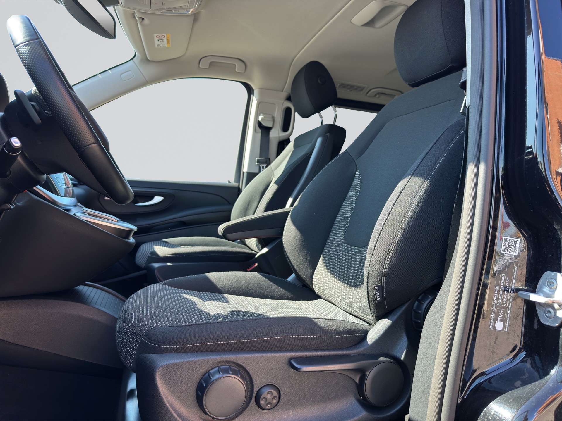 MERCEDES-BENZ V 220 d Edition lang 7Pl. 9G-Tronic-image-5
