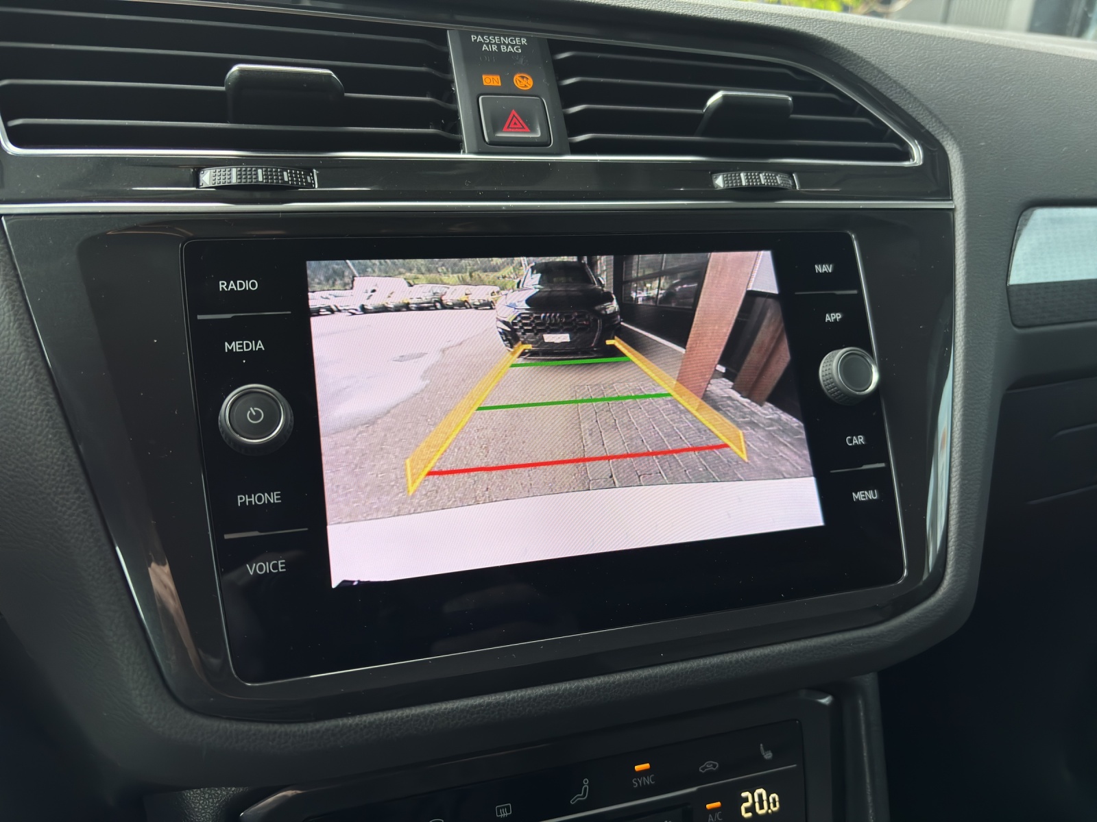 VW Tiguan 2.0TSI Life 4Motion DSG-image-6