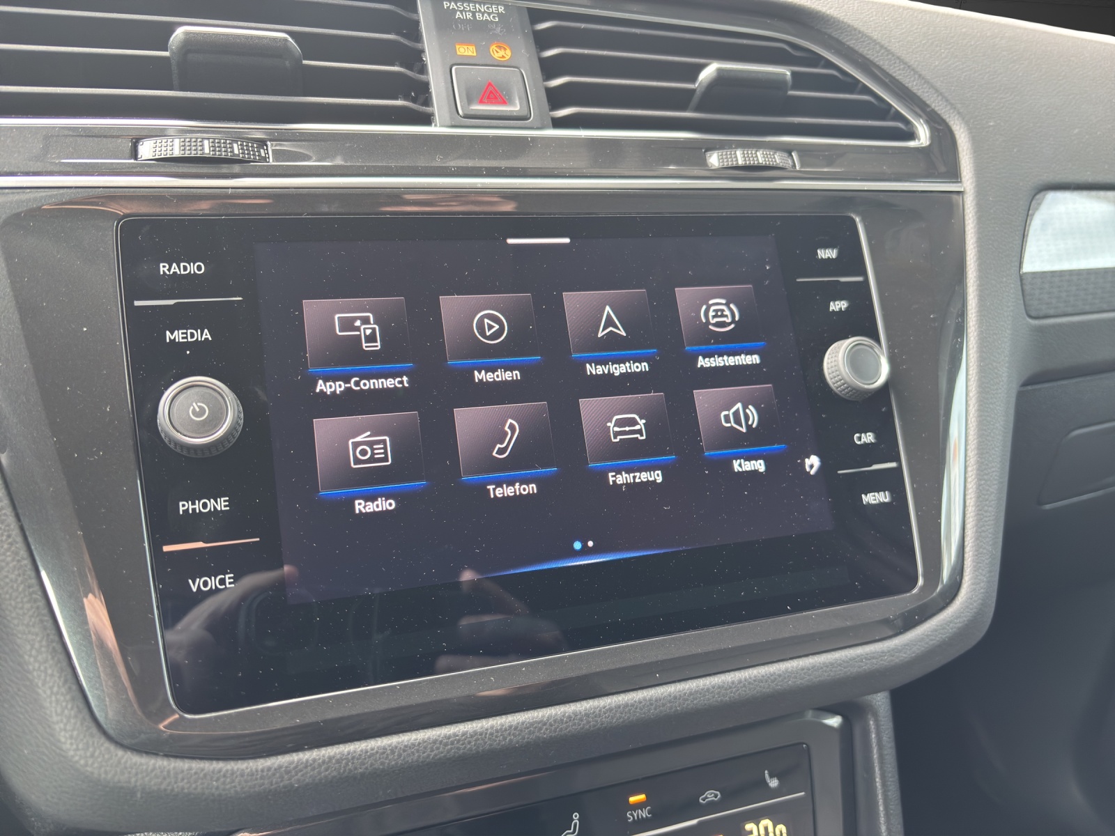 VW Tiguan 2.0TSI Life 4Motion DSG-image-8