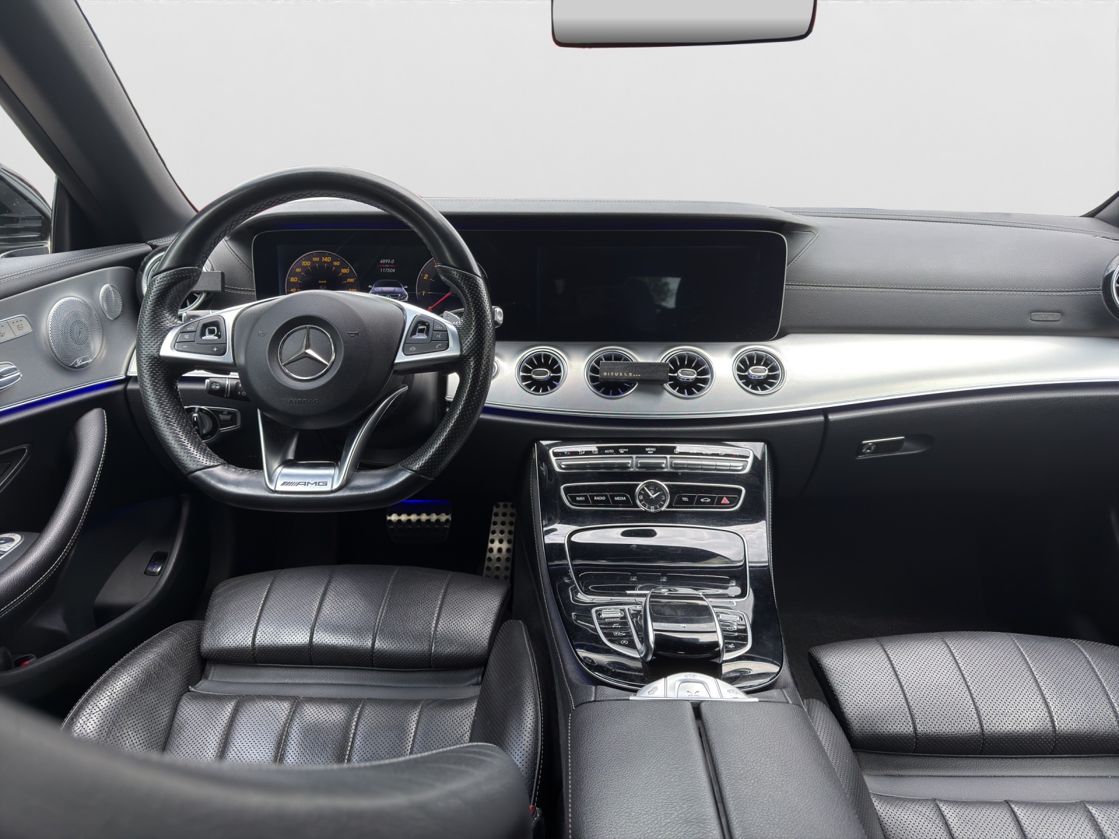MERCEDES-BENZ E 400 Cabriolet AMG Line 4 Matic 9G-Tronic-image-10