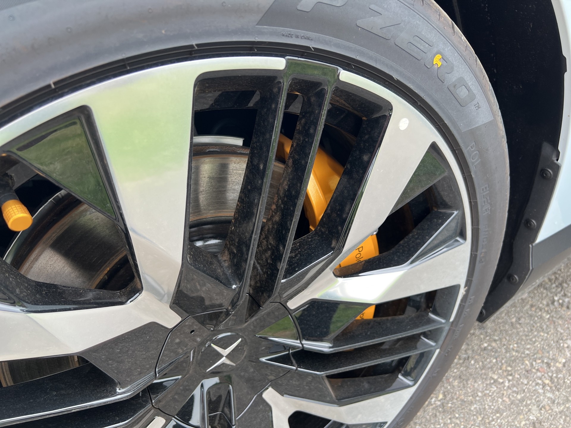 POLESTAR 4 Long Range Dual Motor Performance Plus-image-51