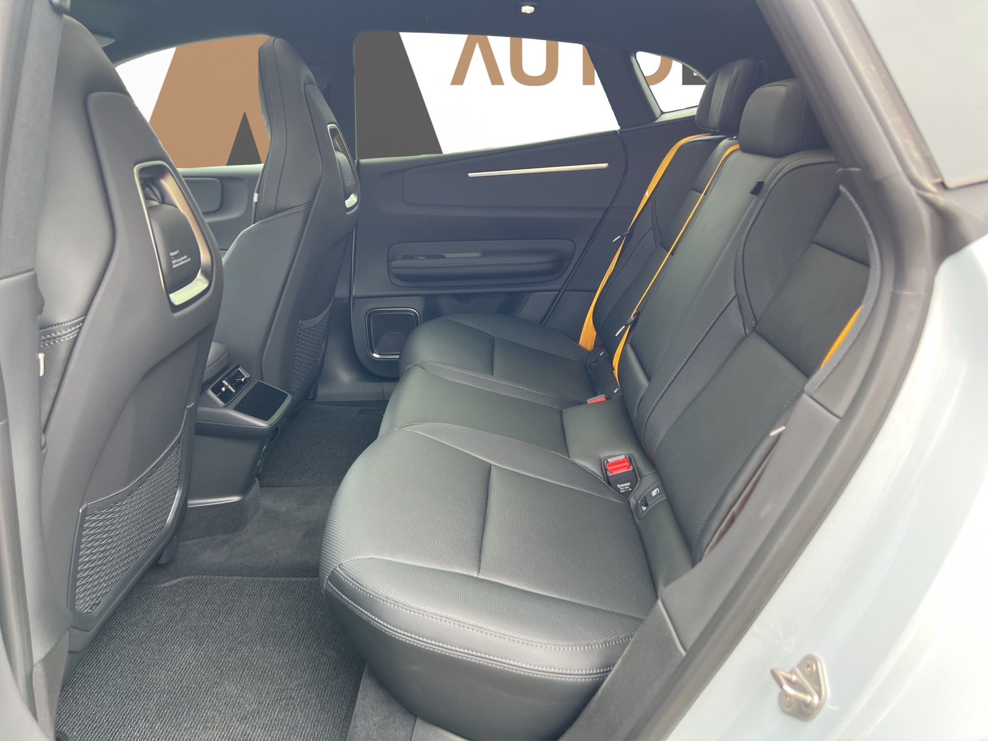 POLESTAR 4 Long Range Dual Motor Performance Plus-image-16