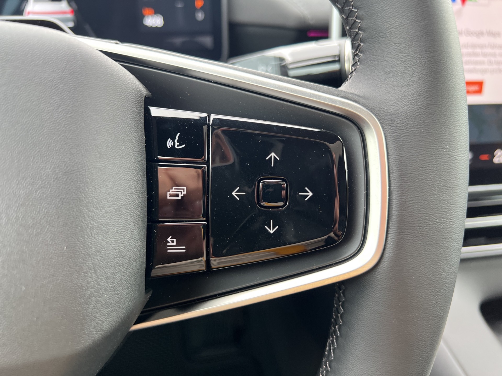 POLESTAR 4 Long Range Dual Motor Performance Plus-image-44