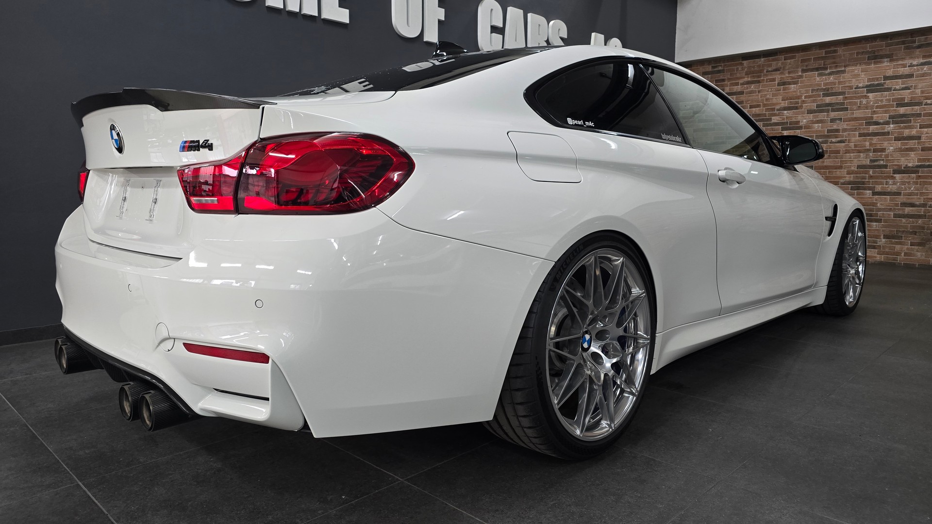 BMW M4 Coupé DKG Competition-image-11