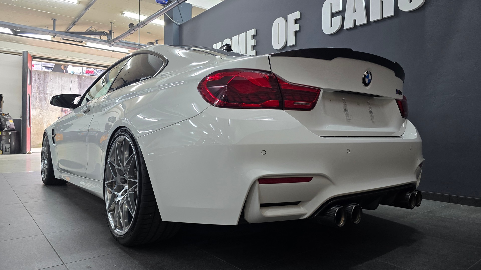 BMW M4 Coupé DKG Competition-image-8