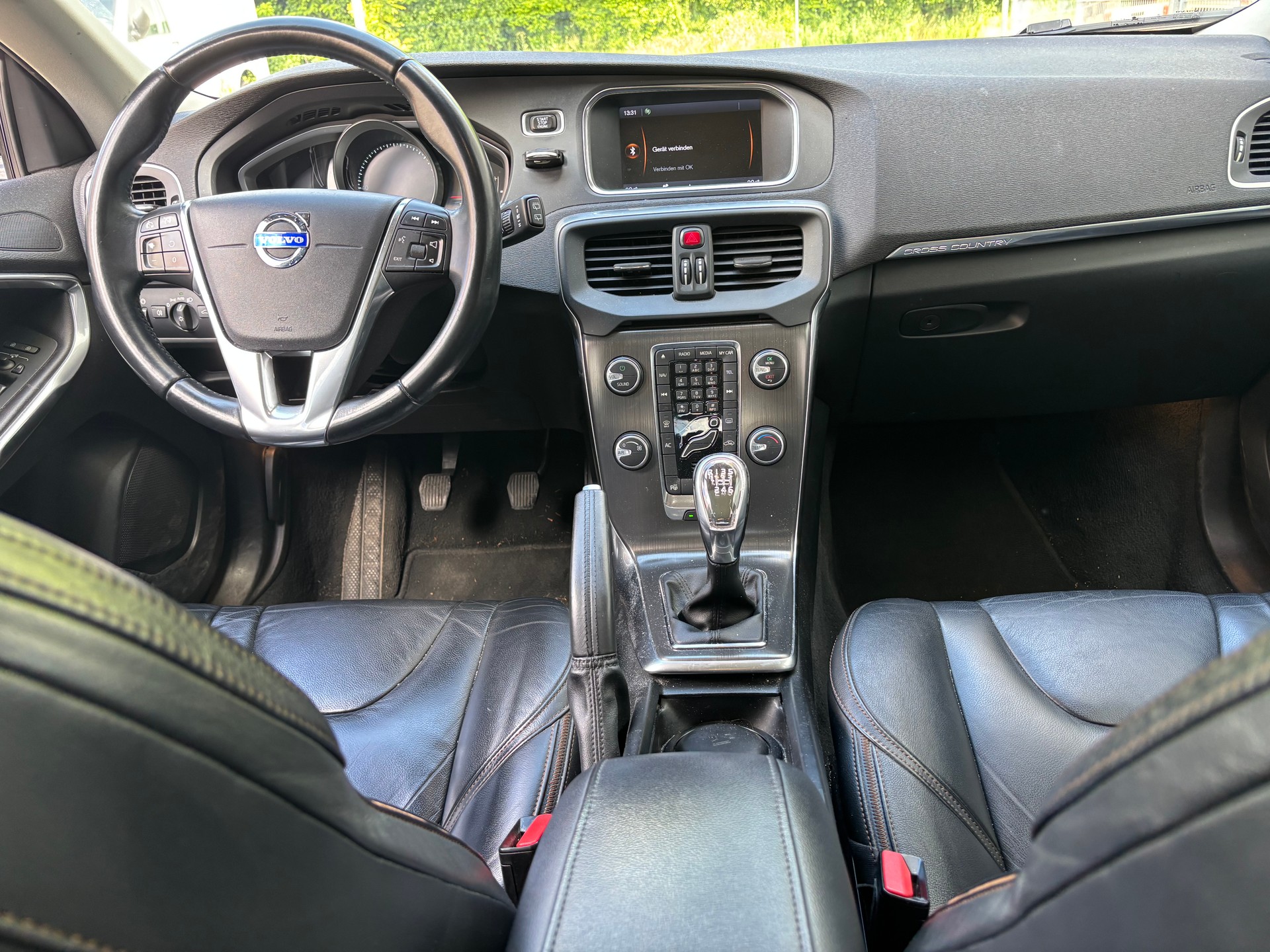 VOLVO V40 Cross Country T4 1.6 Summum-image-9