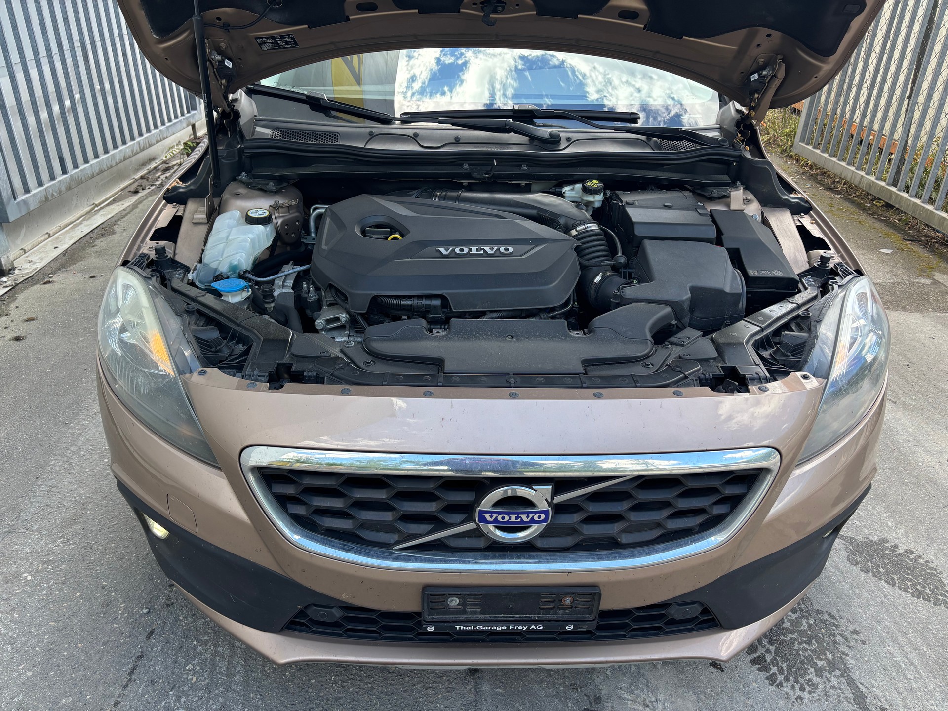 VOLVO V40 Cross Country T4 1.6 Summum-image-13