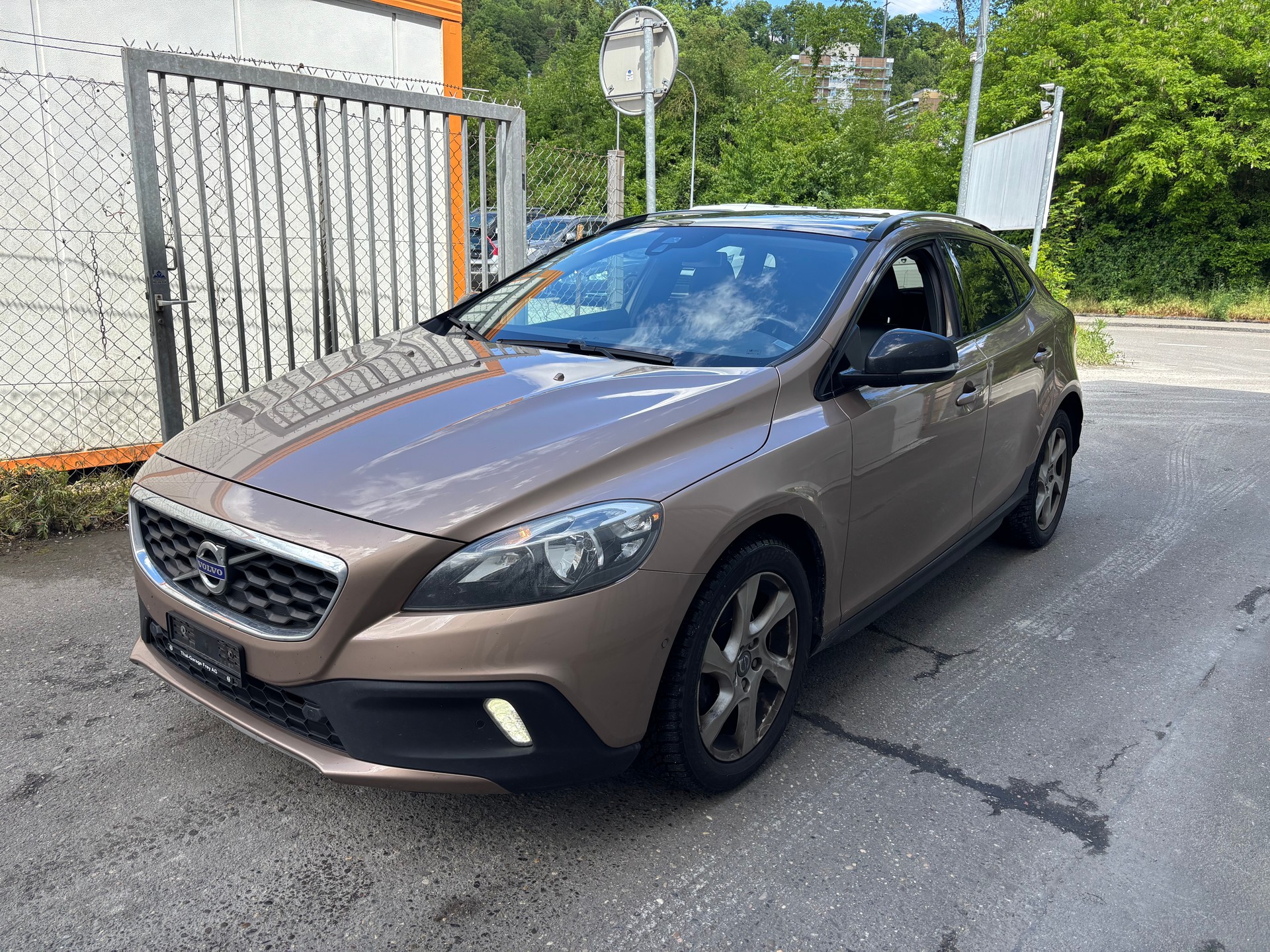 VOLVO V40 Cross Country T4 1.6 Summum
