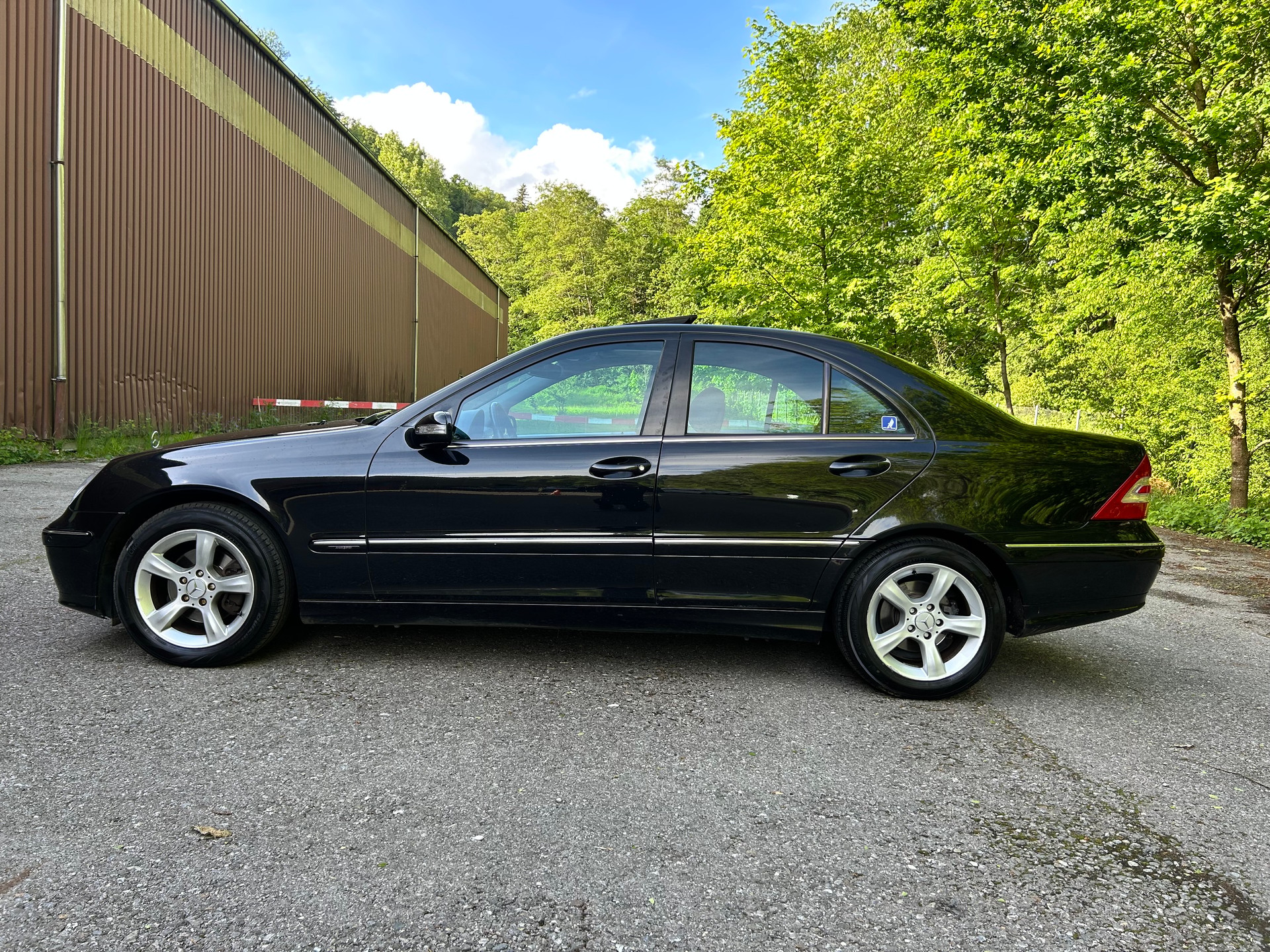 MERCEDES-BENZ C 180 Kompressor Avantgarde Sport Edition-image-7