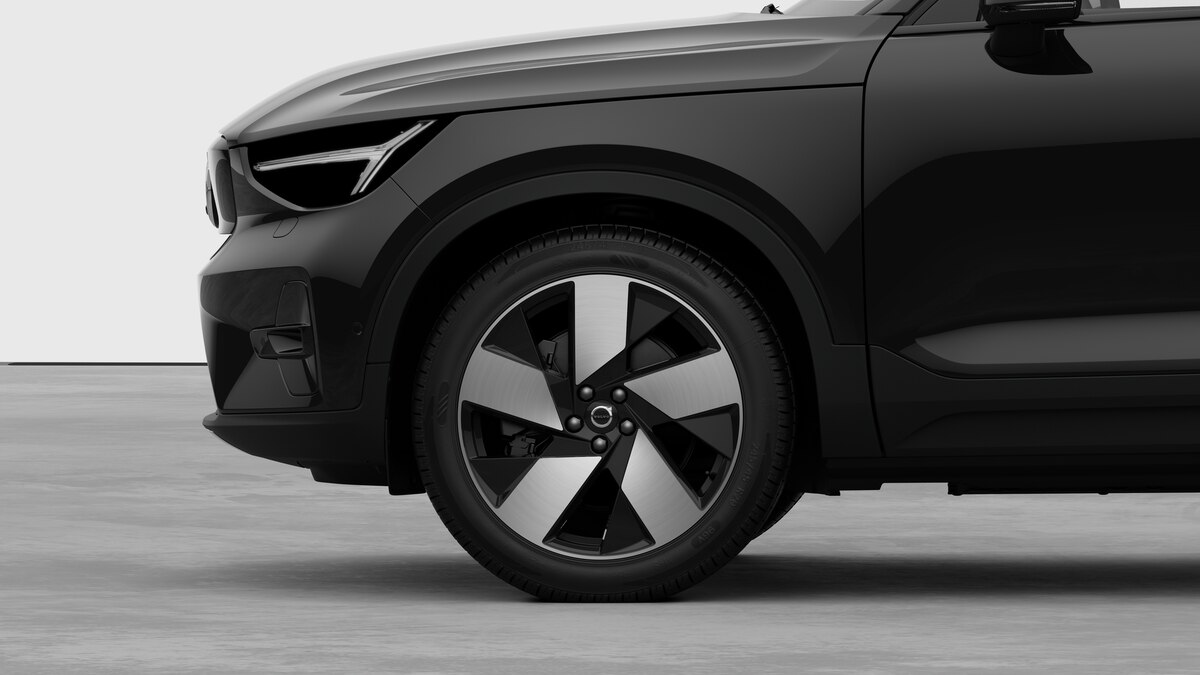 VOLVO EX40 Twin XCENTRIC Edition AWD-image-7