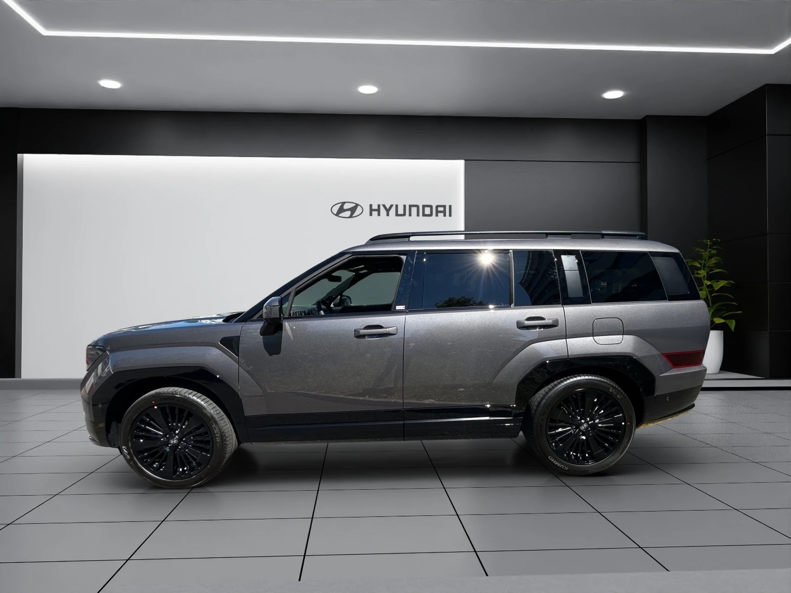 HYUNDAI Santa Fe 1.6 T-GDi PHEV Calligraphy 4WD Automatic-showroom-element-2